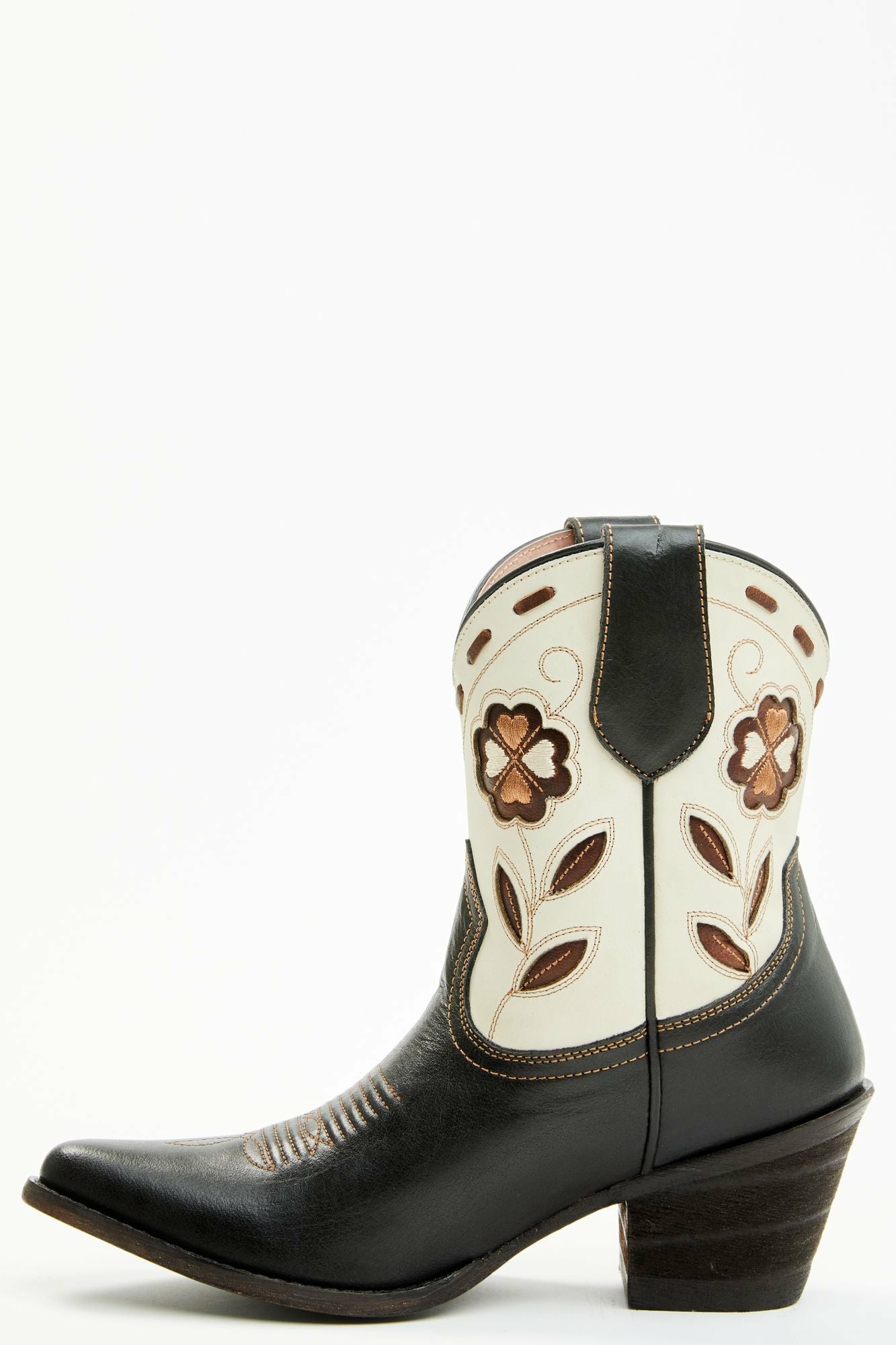 Idyllwind Women | Runaway Black Western Booties - Round Toe