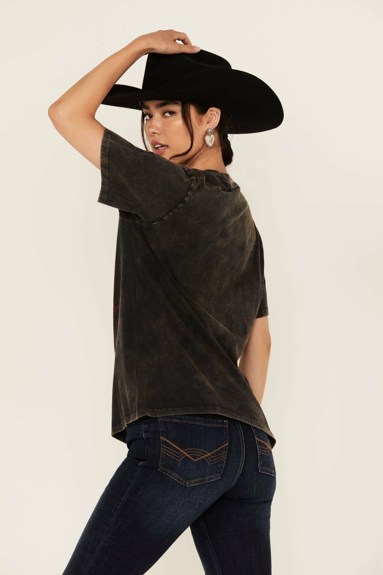 Idyllwind Women | Ride 'Em Cowgirl Short Sleeve Graphic Tee