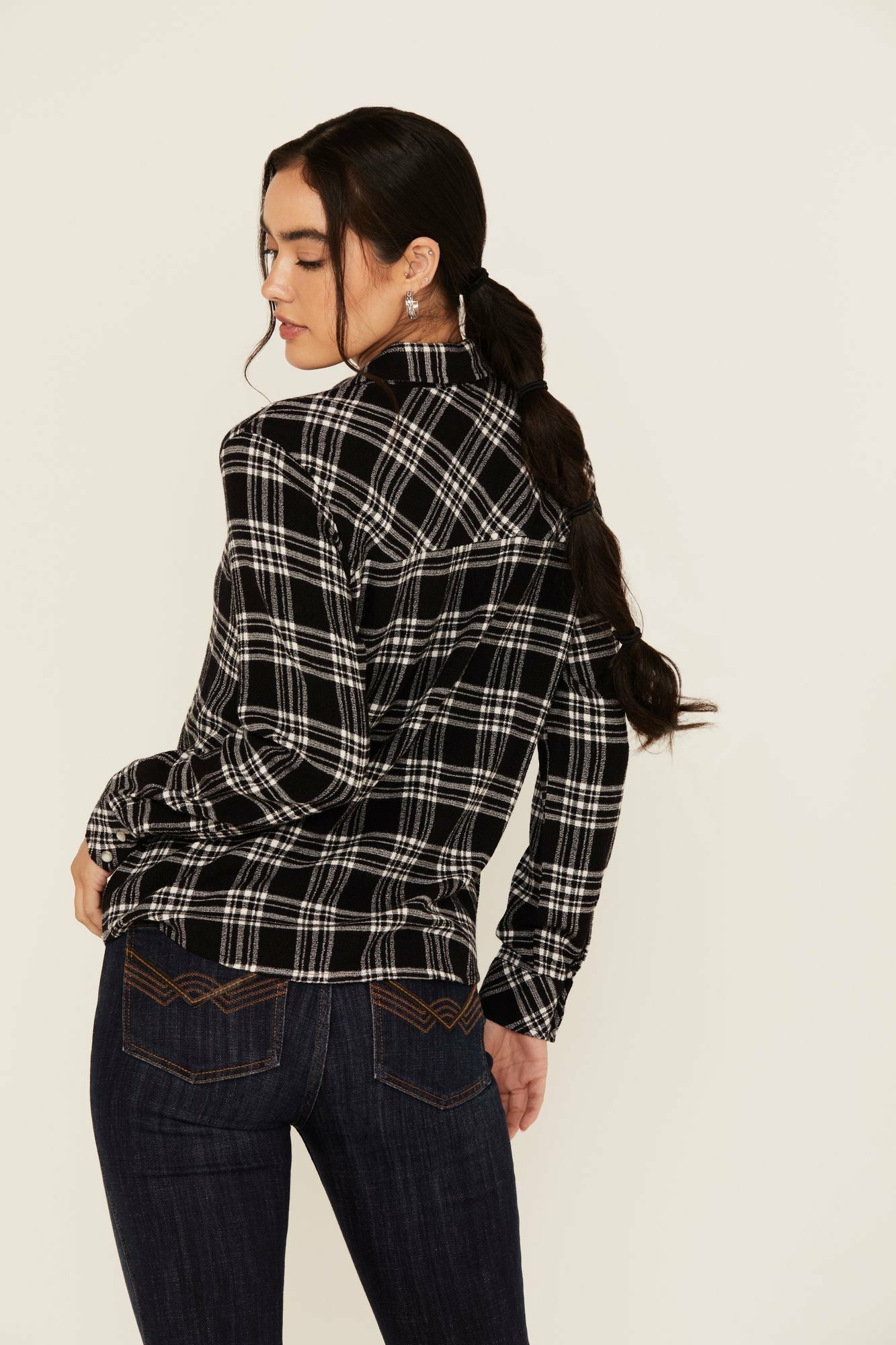 Idyllwind Women | Featherlight Plaid Print Long Sleeve Pearl Snap Western Shirt
