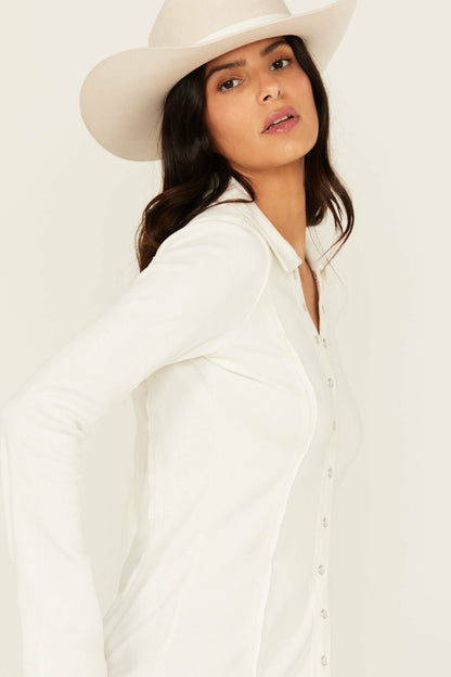 Idyllwind Women | Ravenwood Solid Long Sleeve Snap Shirt