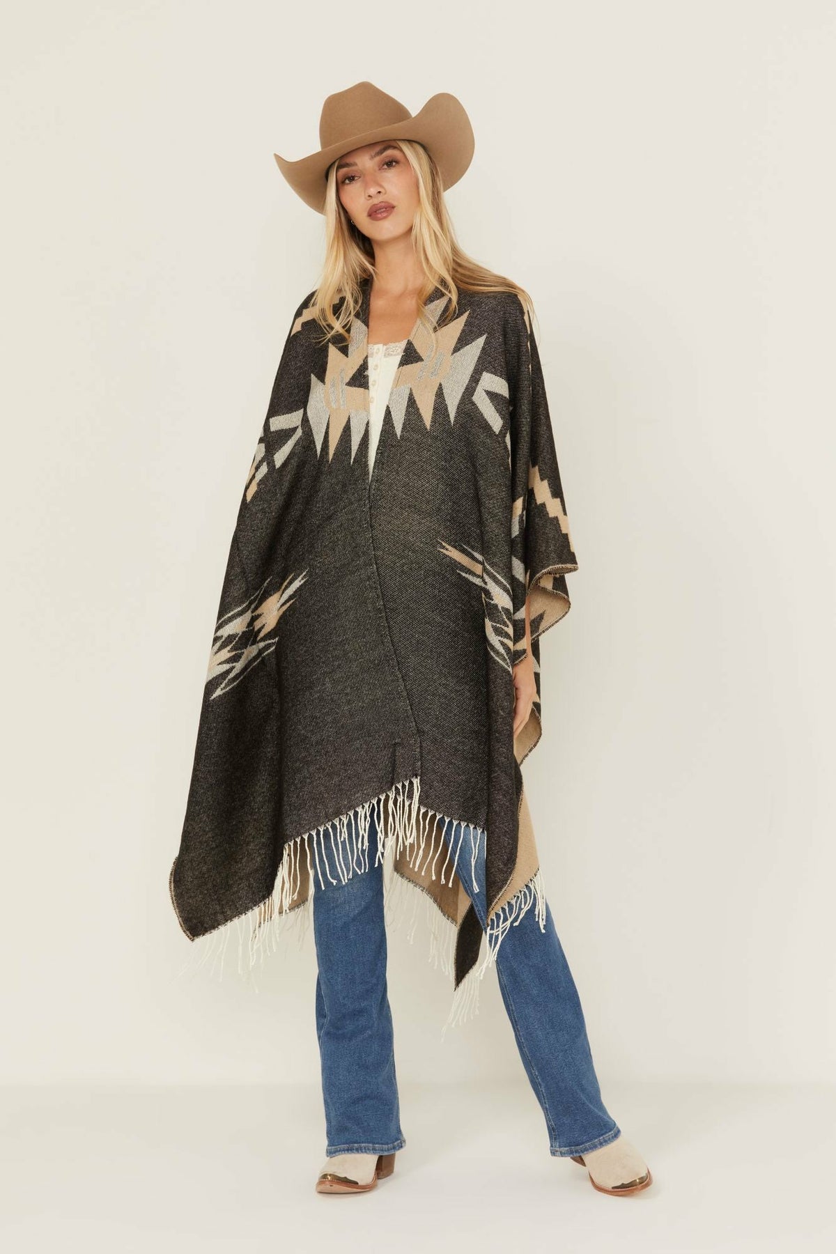 Idyllwind Women | Waterford Southwestern Print Reversible Fringe Shawl