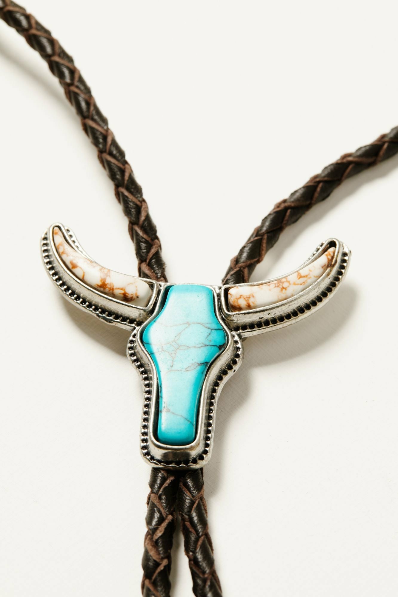 Idyllwind Women | Rochelle Leather Bolo Tie