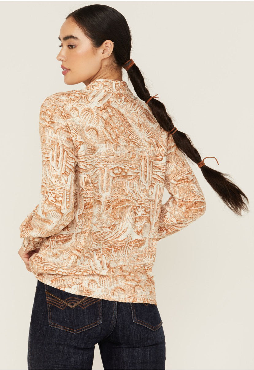 Idyllwind Women | Rockwall Conversation Print Feather Light Long Sleeve Pearl Snap Western Shirt