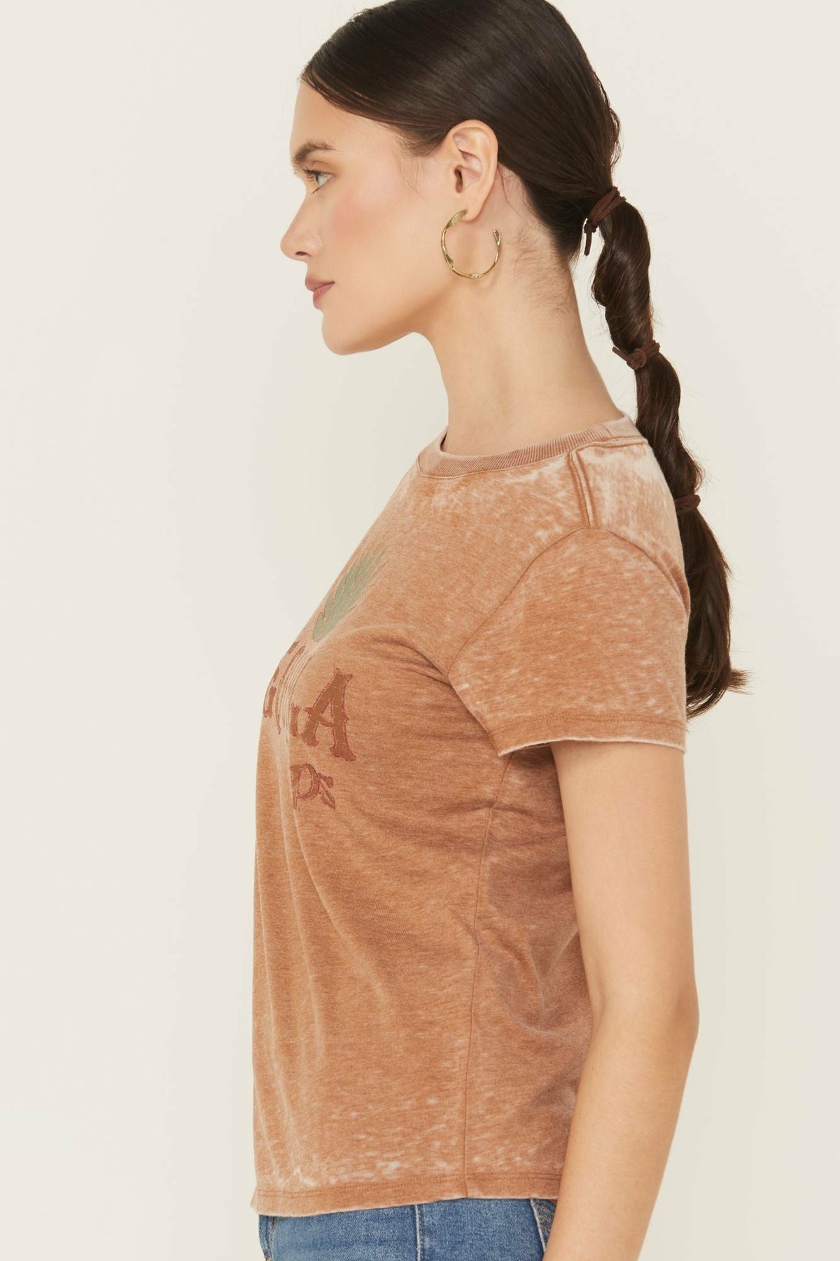 Idyllwind Women | Tequila Helps Short Sleeve Graphic Tee