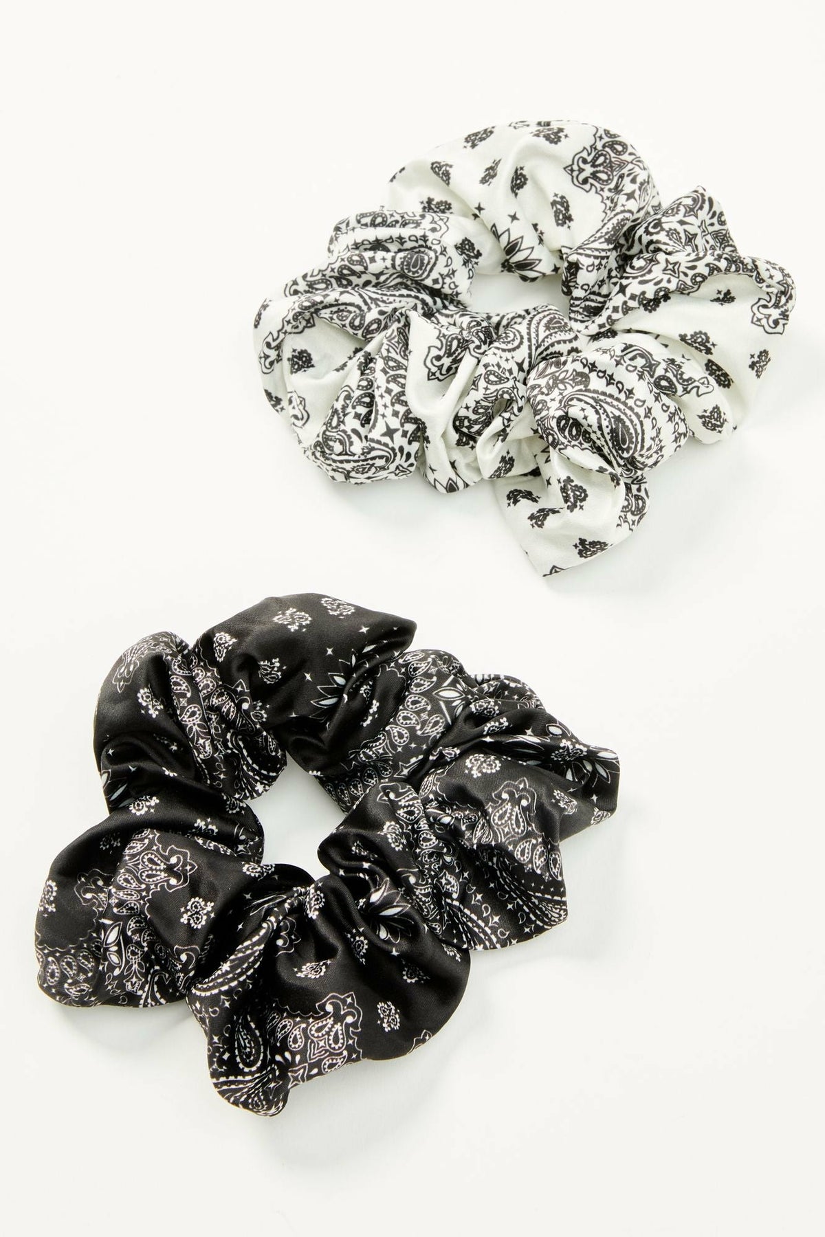 Idyllwind Women | Bellshire Oversized Scrunchies - 2 Piece