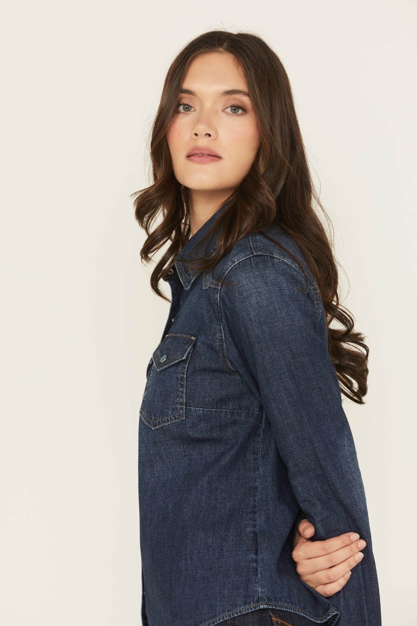Idyllwind Women | Abbott Dark Wash Chambray Long Sleeve Snap Western Shirt