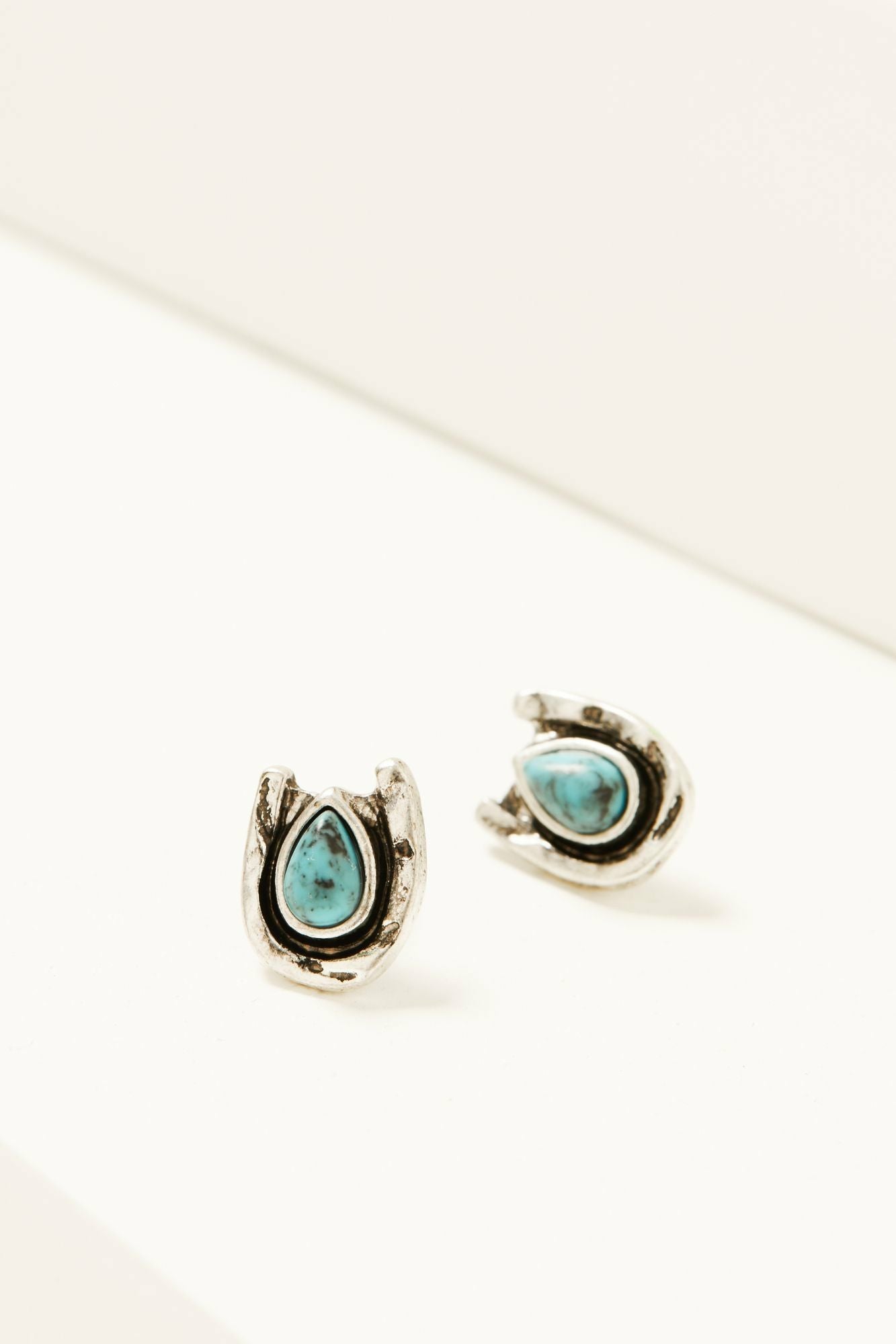 Idyllwind Women | Esther Outlaw earring Set - 5 Piece