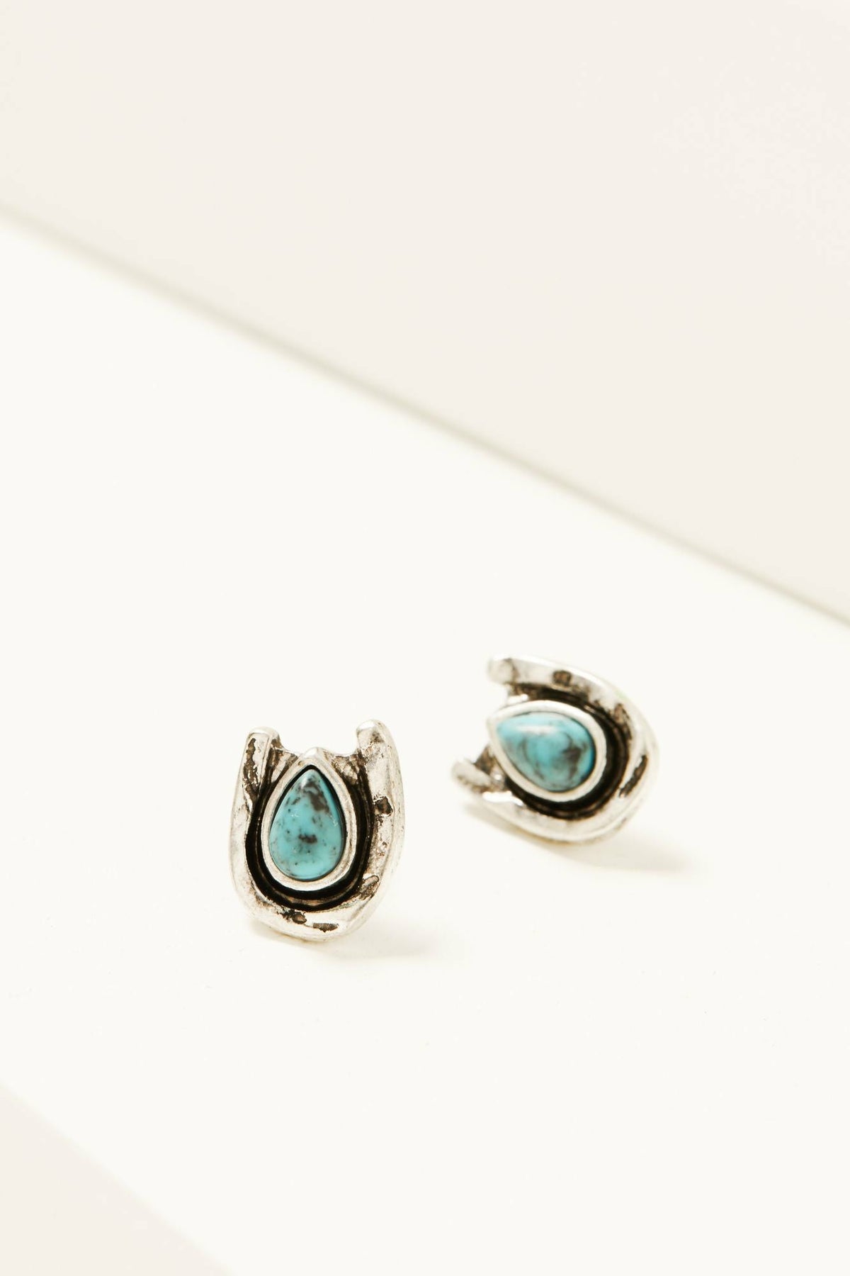 Idyllwind Women | Esther Outlaw earring Set - 5 Piece