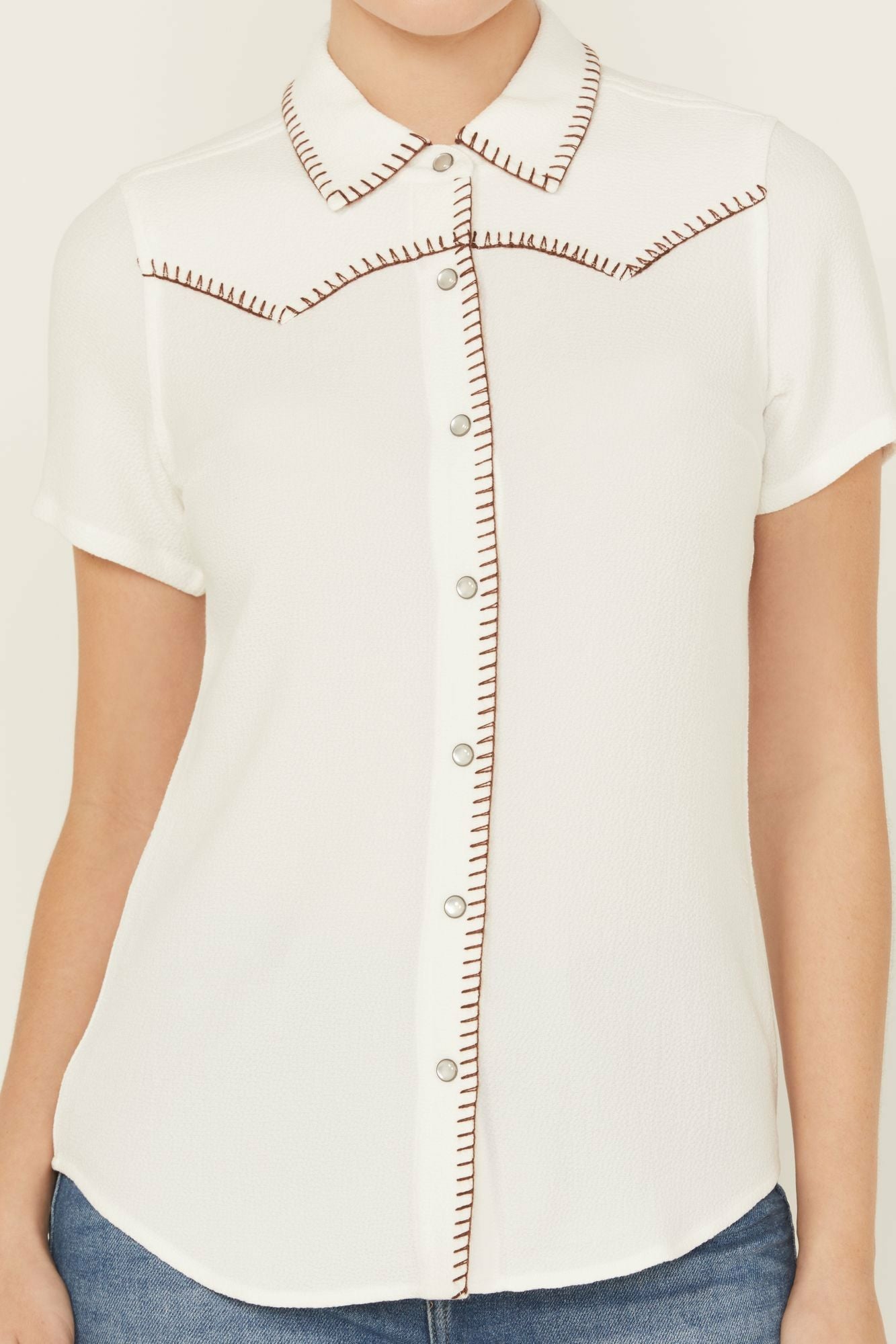 Idyllwind Women | Ivory Featherlight Short Sleeve Snap Stretch Western Shirt