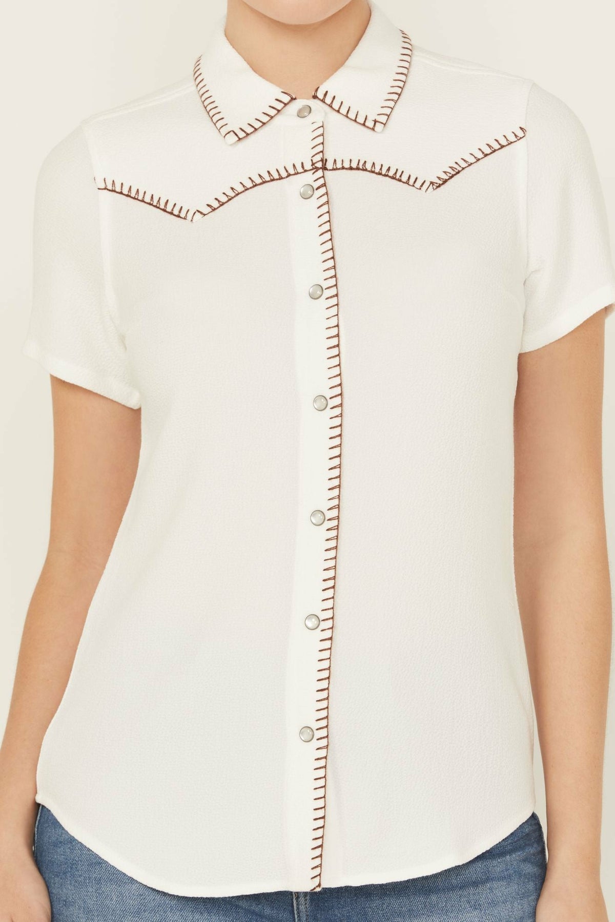 Idyllwind Women | Ivory Featherlight Short Sleeve Snap Stretch Western Shirt
