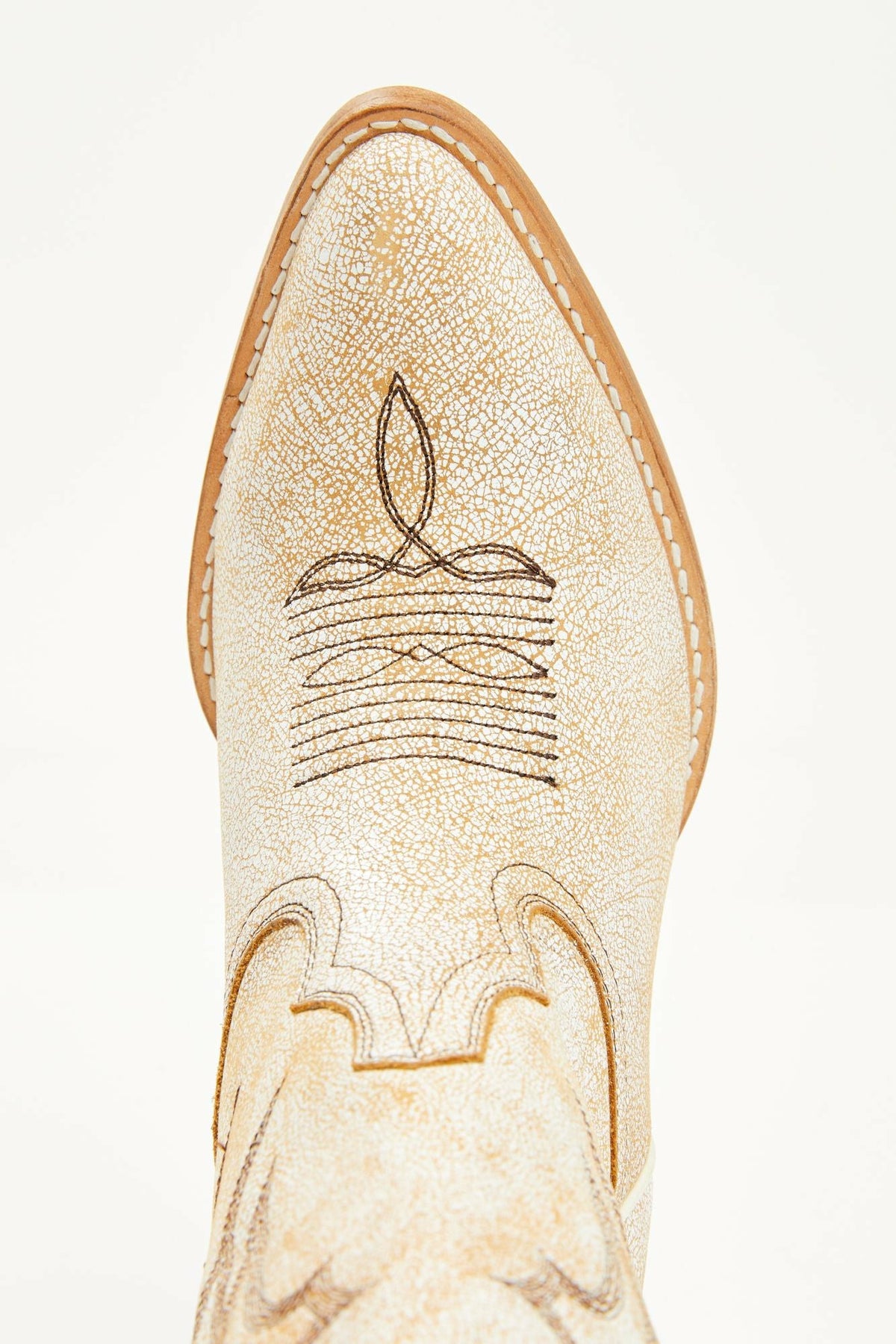 Idyllwind Women | Charmed Life Crackle White Leather Western Boots - Round Toe