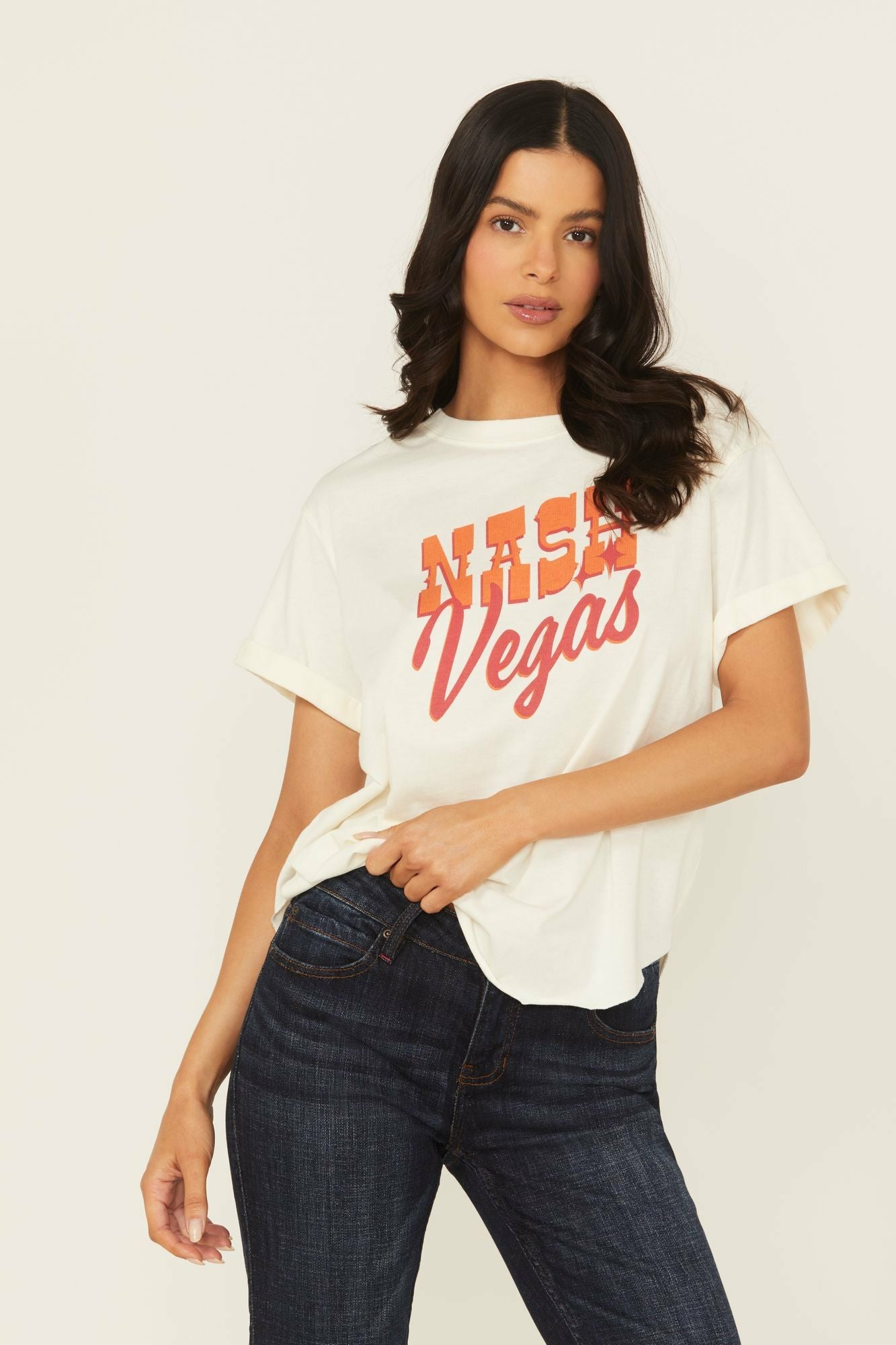 Idyllwind Women | Nashvegas Short Sleeve Relaxed Graphic Tee