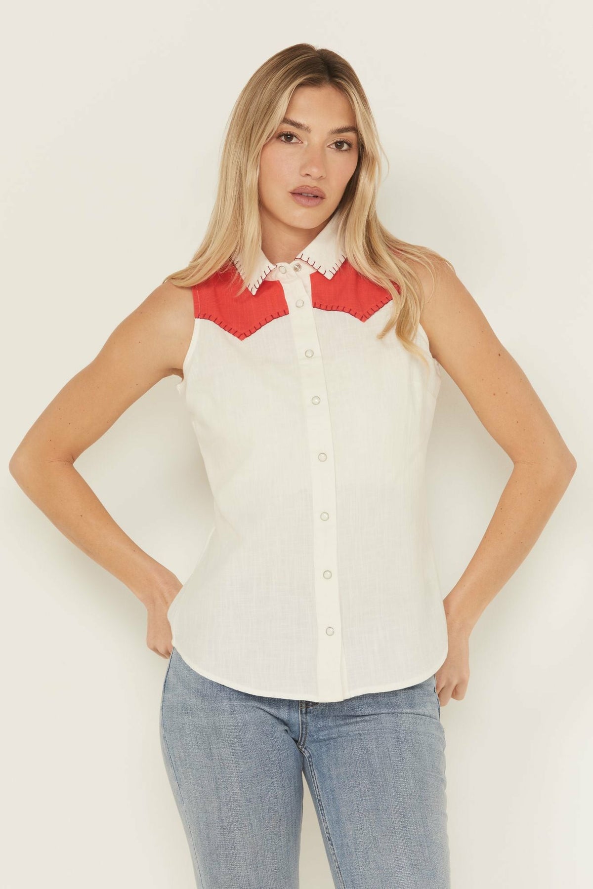 Idyllwind Women | Plainweave Contrast Yoke Sleeveless Snap Western Shirt