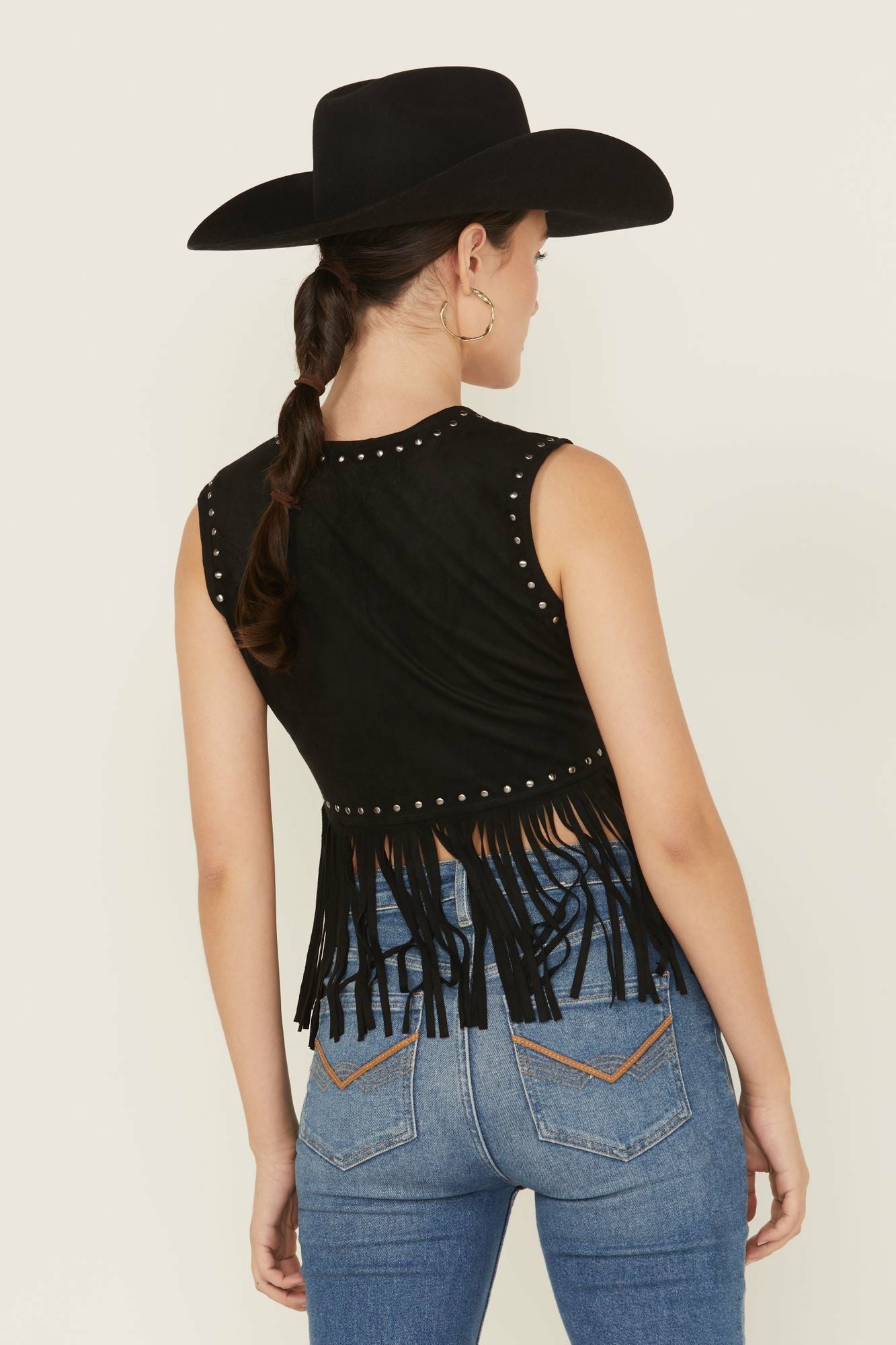 Idyllwind Women | Embellished Faux Suede Cropped Fringe Vest