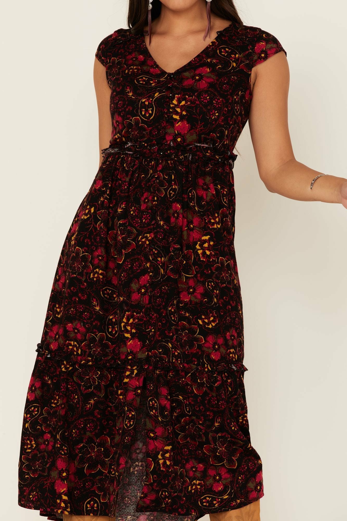 Idyllwind Women | Black Floral Willow Branch Midi Dress