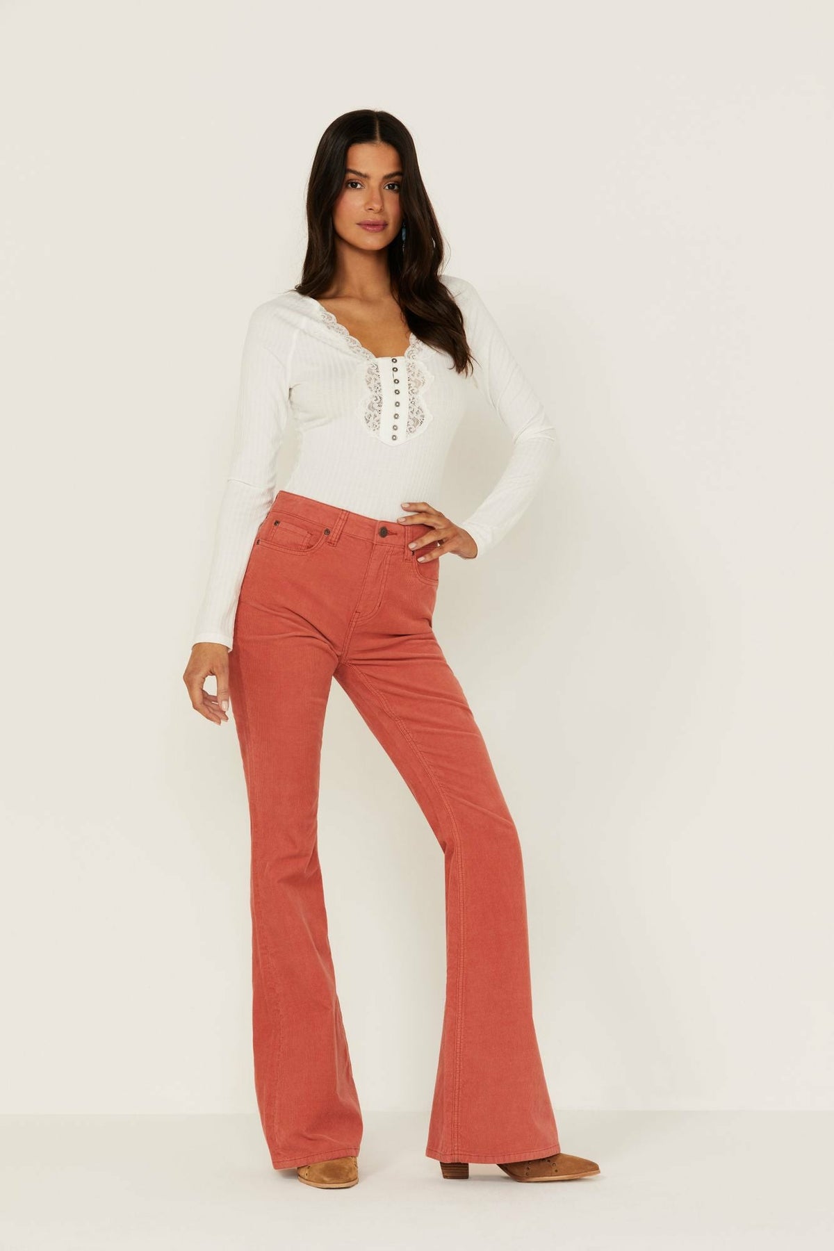 Idyllwind Women | High Risin' Hot Sauce Stretch Signature Back Pockets Flare Corduroy Jeans