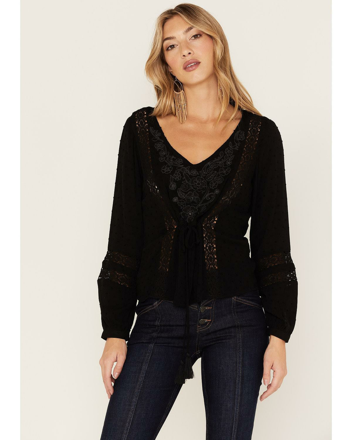 Idyllwind Women | Romance Floral Embroidered Swiss Dot Blouse