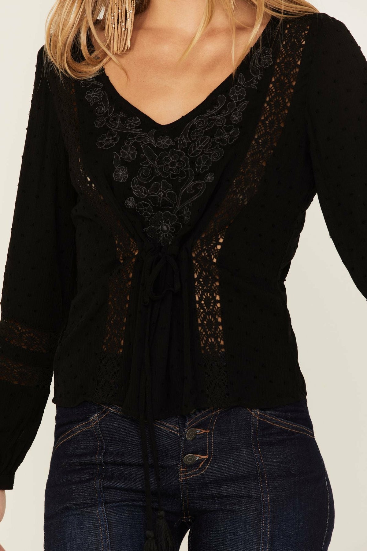 Idyllwind Women | Romance Floral Embroidered Swiss Dot Blouse