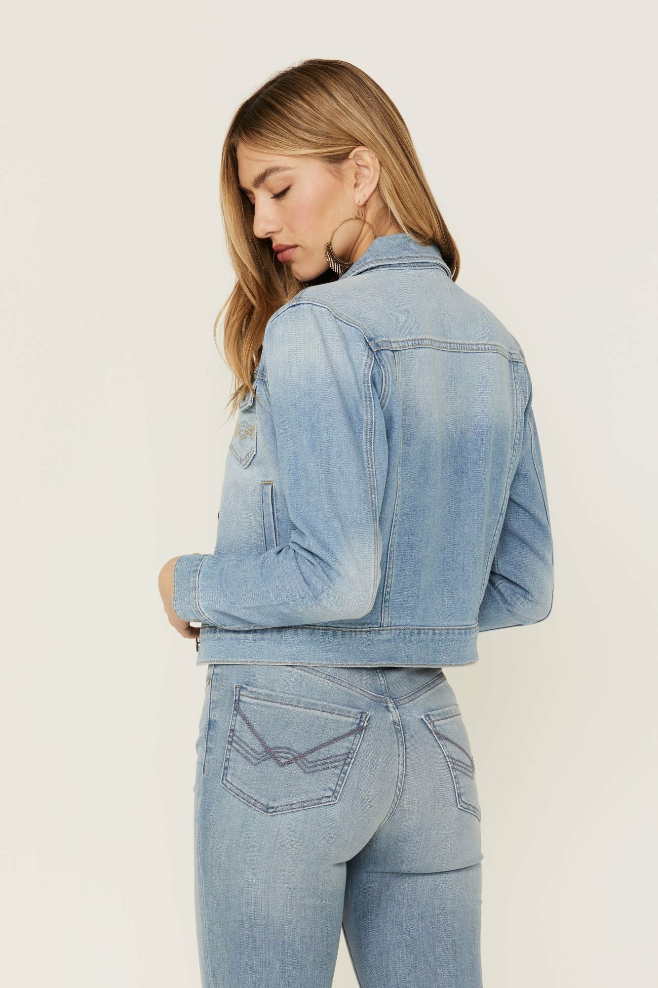Idyllwind Women | Signature Classic Grapevine Wash Denim Jacket