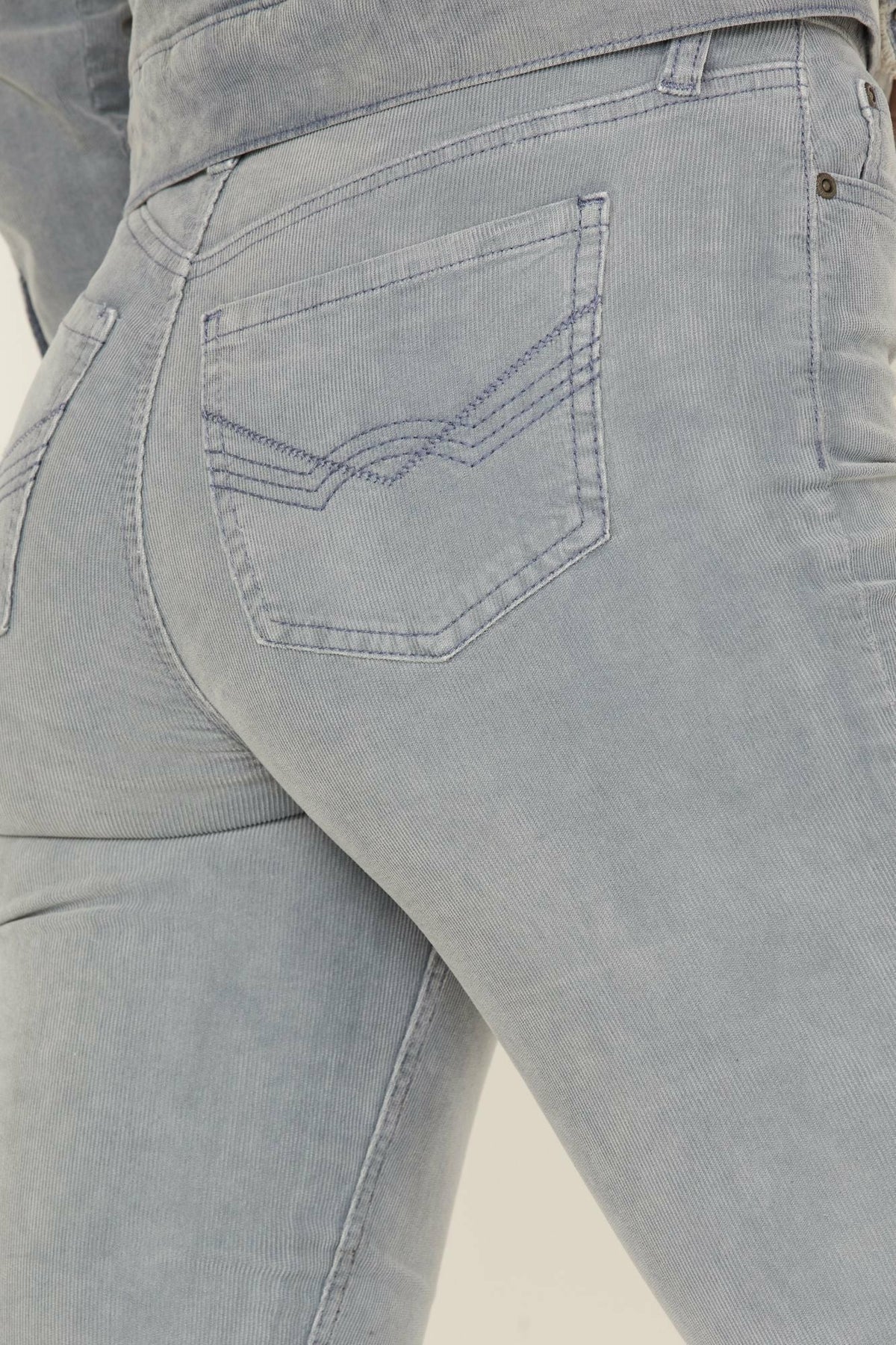 Idyllwind Women | High Risin Corduroy Flare Jeans