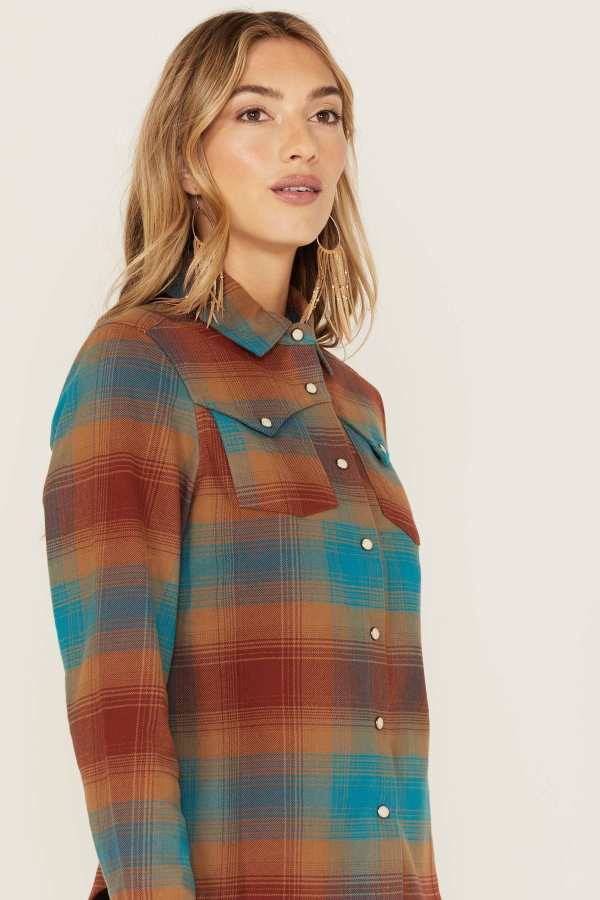 Idyllwind Women | Ombre Plaid Print Long Sleeve Snap Western Top