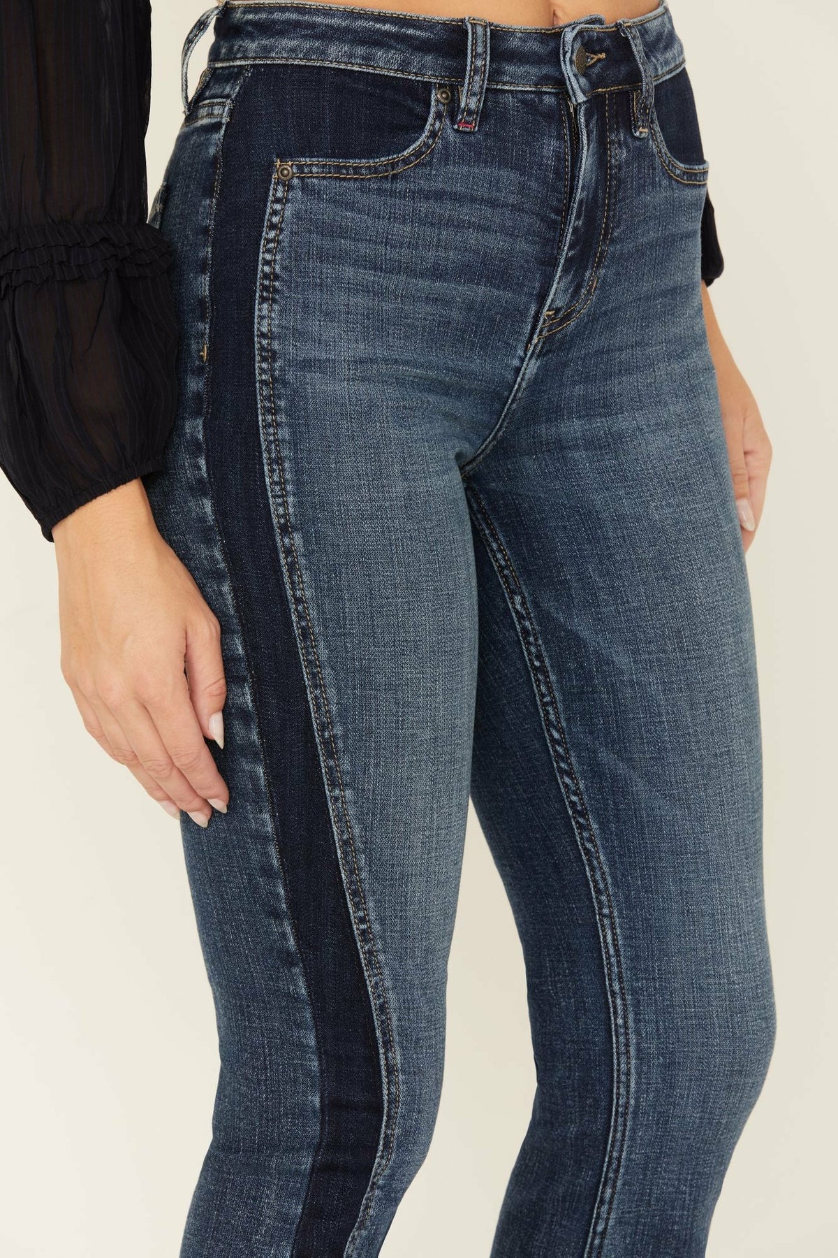 Idyllwind Women | Holland Medium Wash Contrast Panels High Risin' Stretch Bootcut Jeans