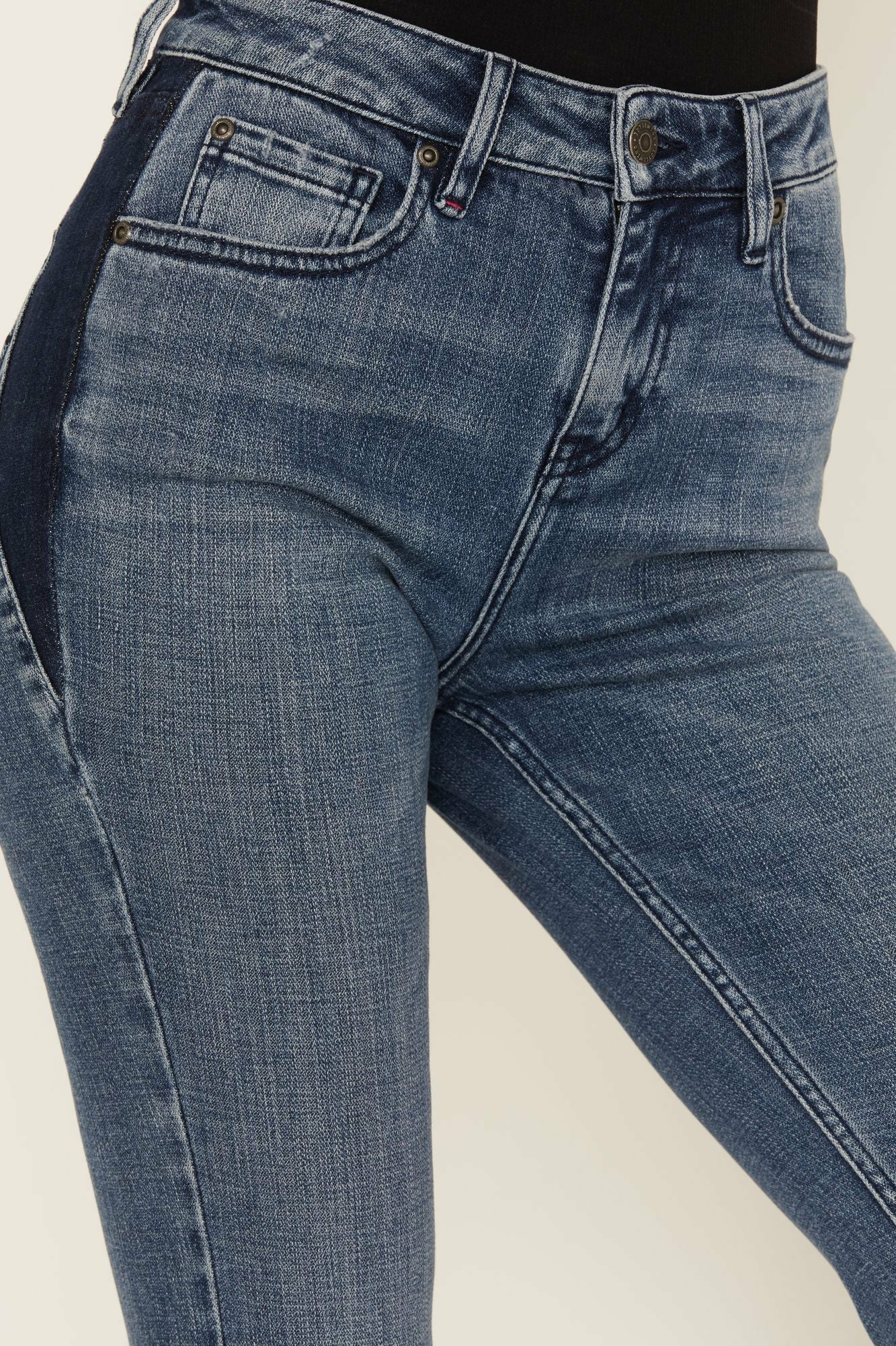 Idyllwind Women | Barella Dark Wash Contrast Panels High Risin' Stretch Bootcut Jeans