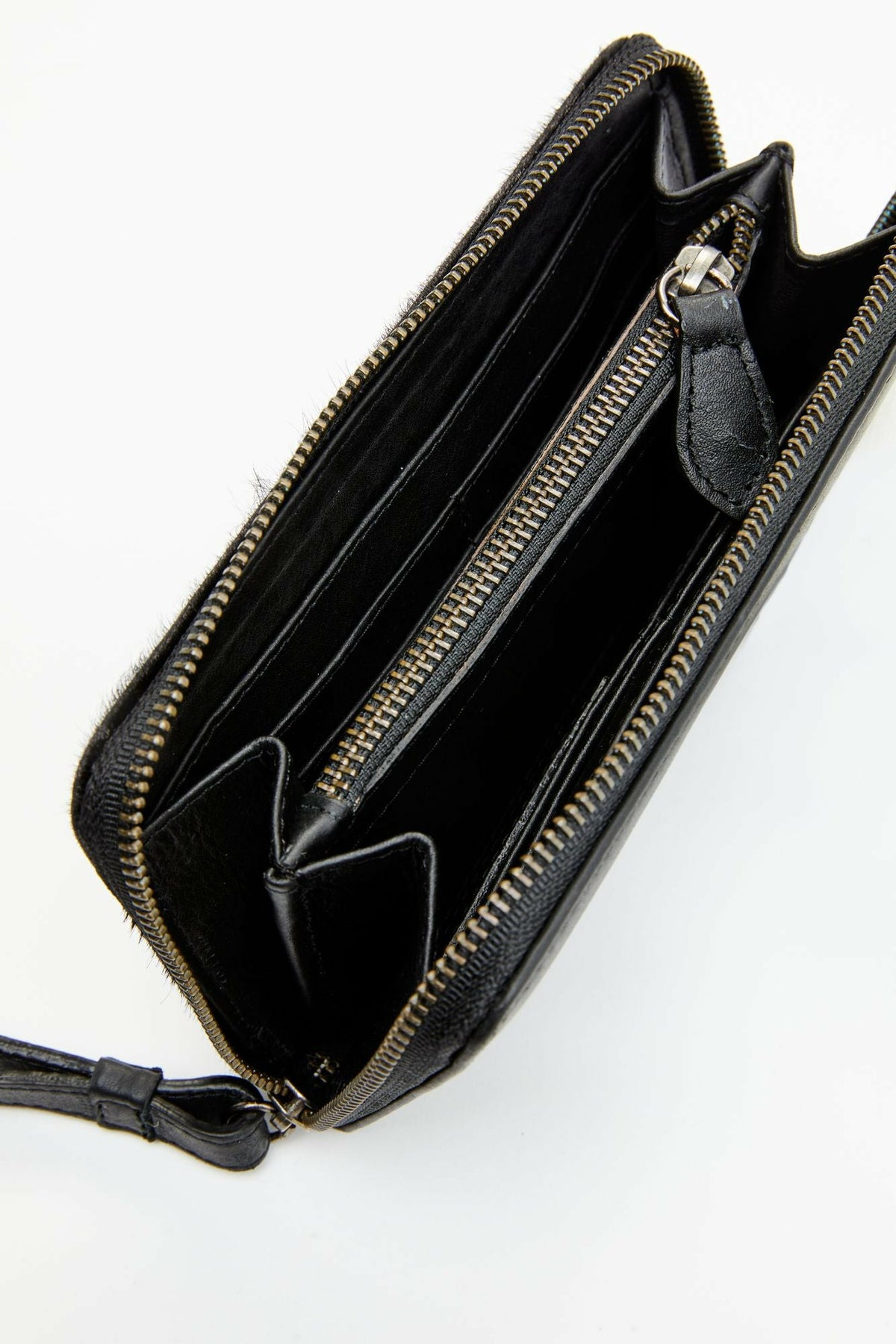 Idyllwind Women | Black Laredo Hair-on Cowhide Wristlet Wallet