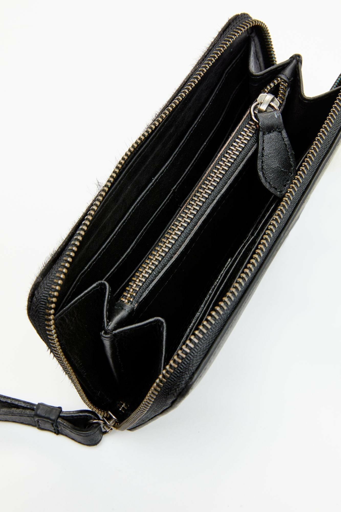 Idyllwind Women | Black Laredo Hair-on Cowhide Wristlet Wallet