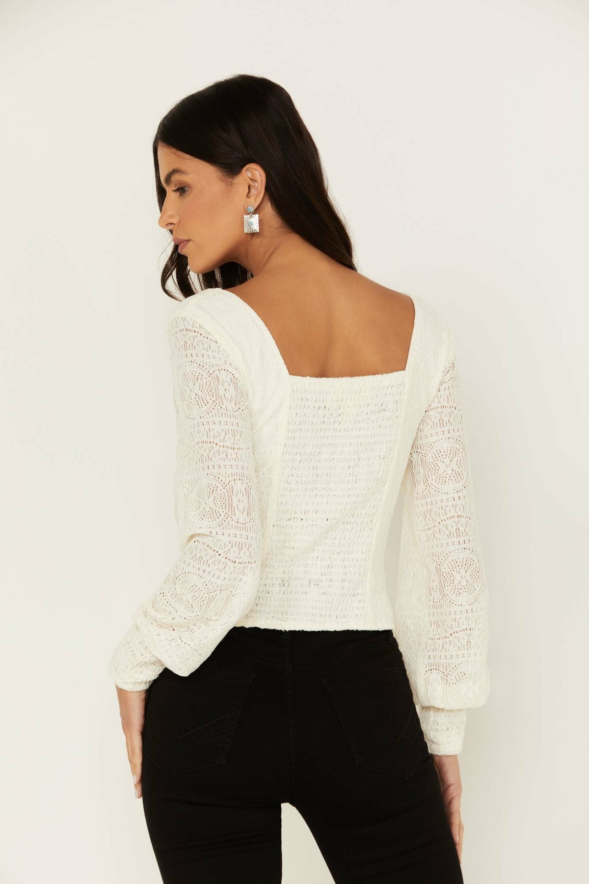 Idyllwind Women | Dallas Smocked Lace Puff Sleeve Top