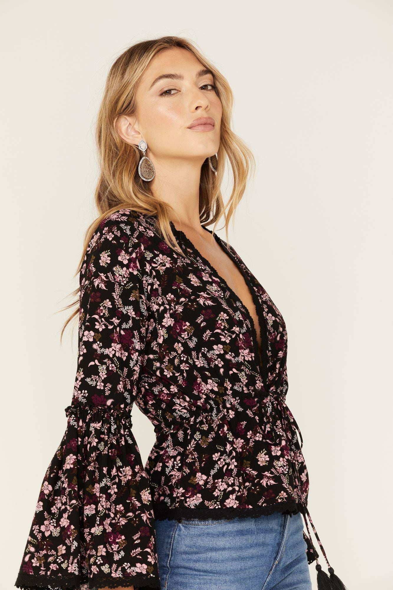 Idyllwind Women | Fall For Me Floral Print Bell Sleeve Kimono