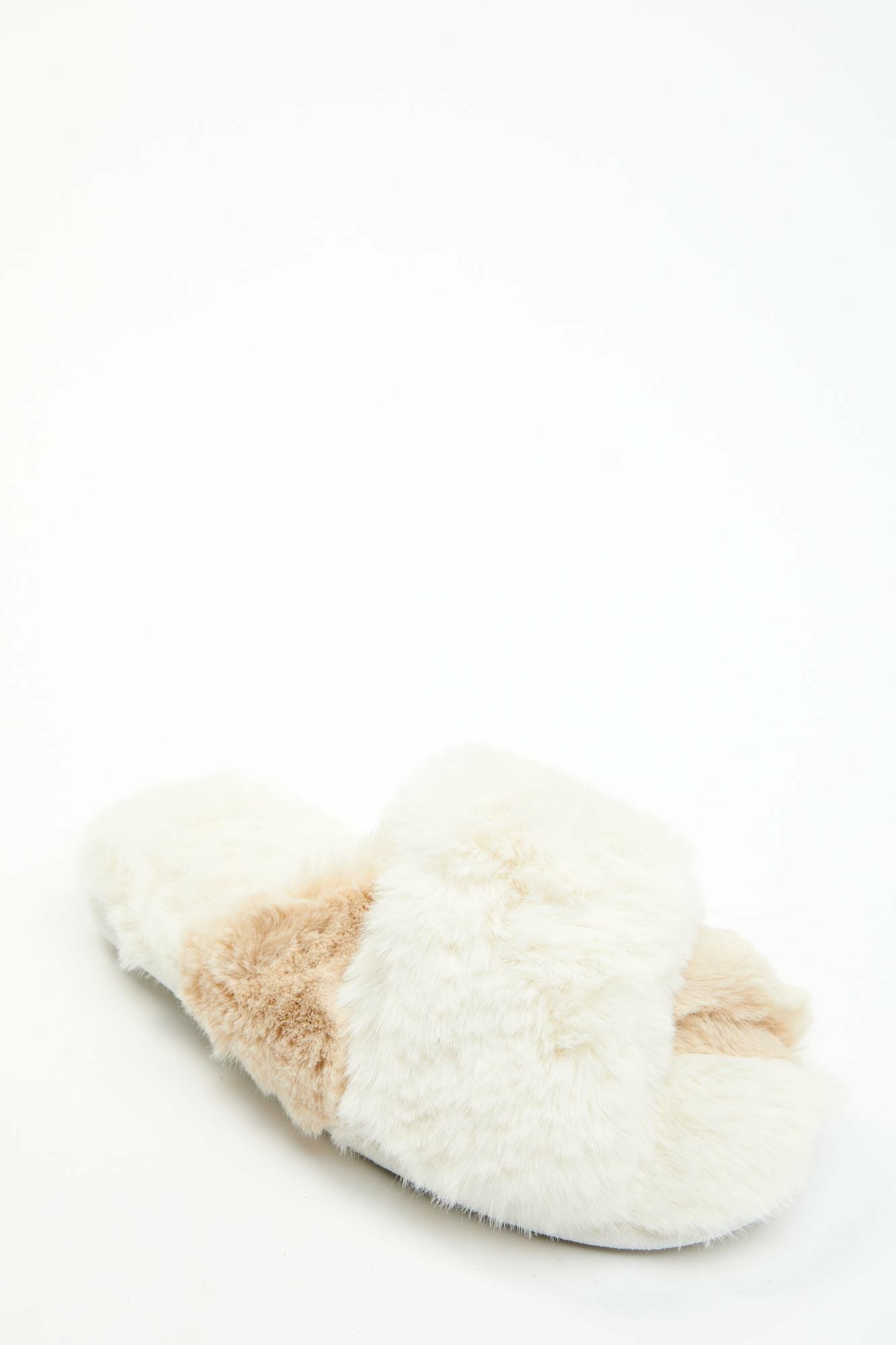 Idyllwind Women | Aspen Cream Faux Fur Slippers