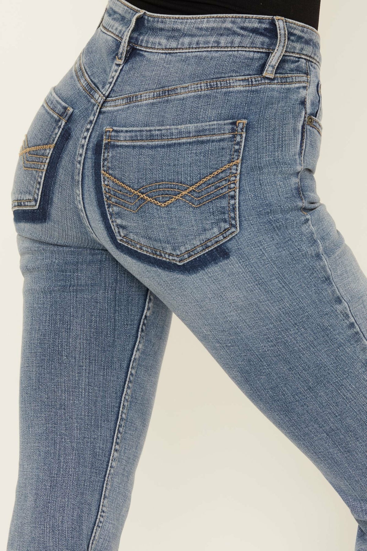 Idyllwind Women | Amalie Light Wash Rebel Mid Rise Bootcut Jeans
