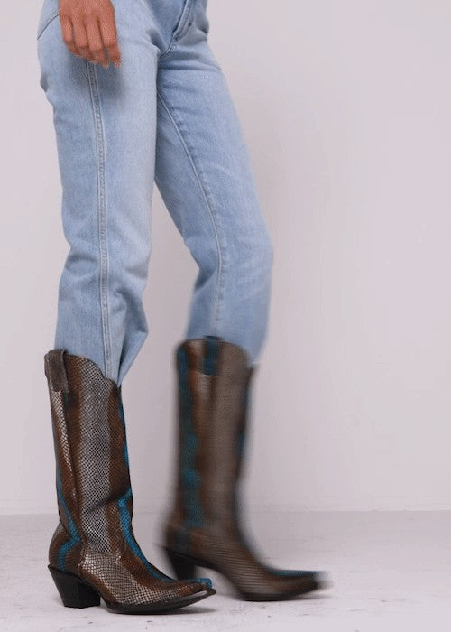 Idyllwind Women | Strut Snake Print Leather Western Boots - Snip Toe