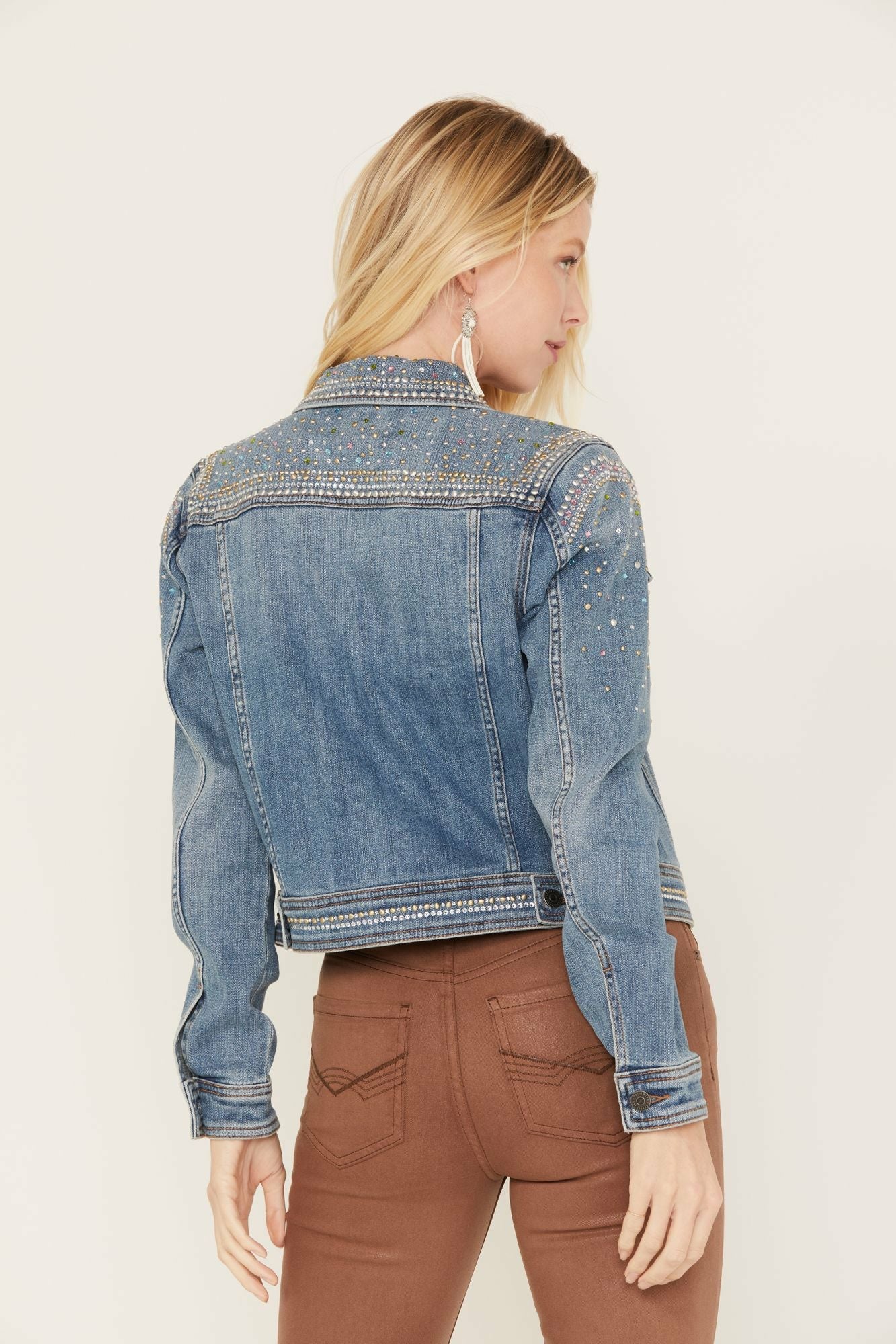 Idyllwind Women | Shiloh Drive Embellished Denim Trucker Jacket