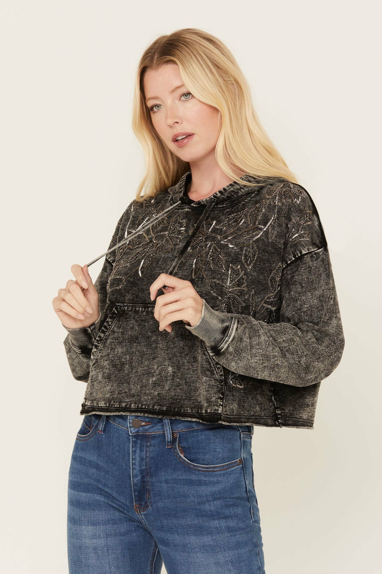 Idyllwind Women | Jensen Embroidered Hooded Sweatshirt