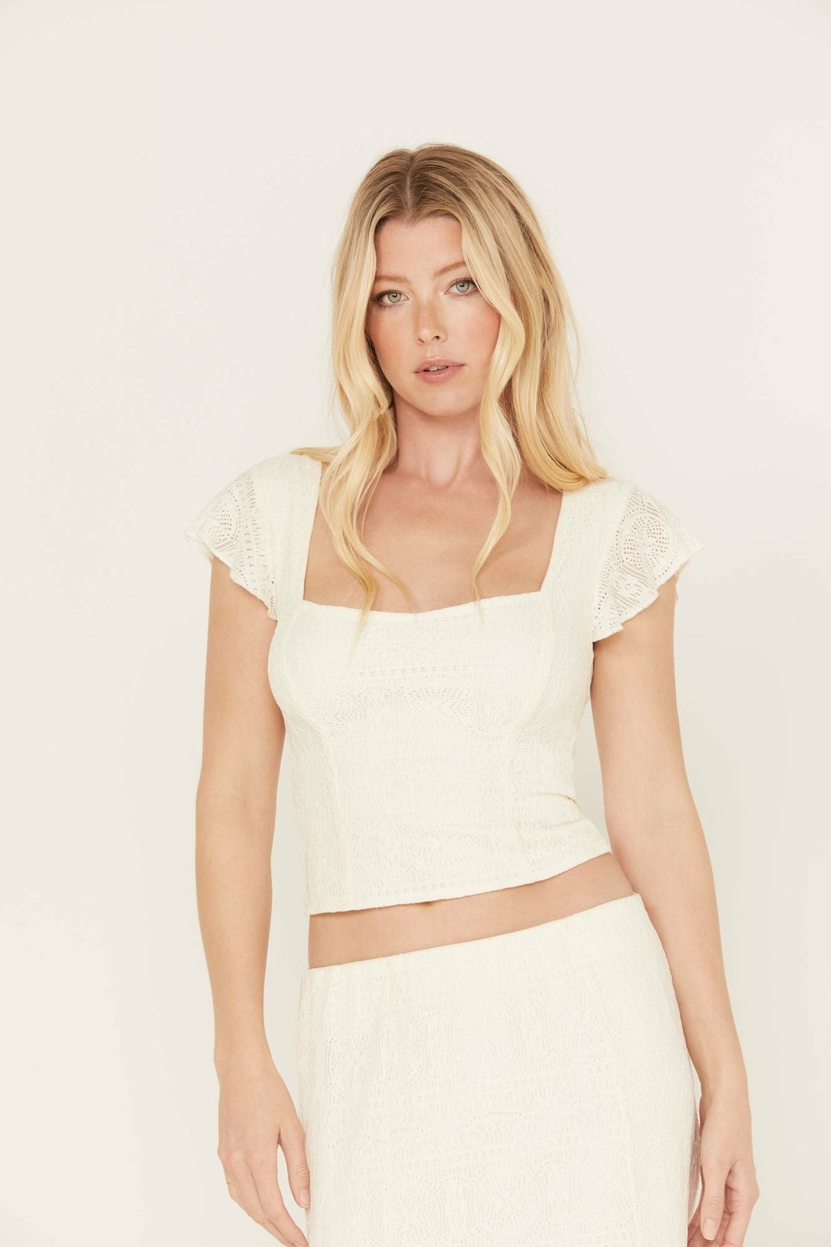 Idyllwind Women | Montana Western Lady Lace Cropped Top