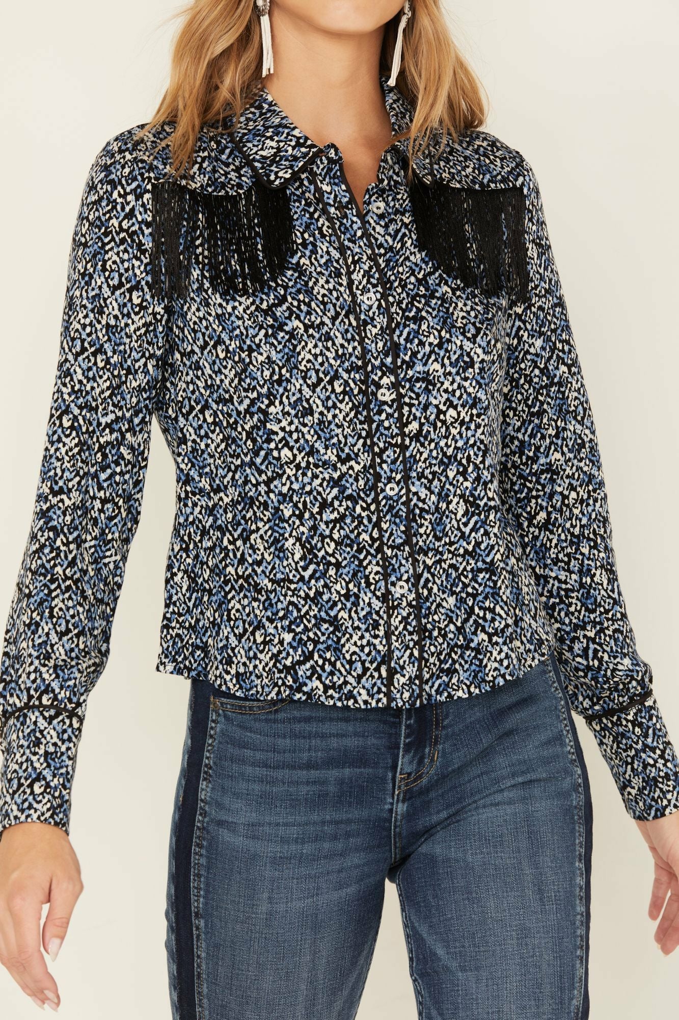 Idyllwind Women | Brooks Button Down Fringe Top