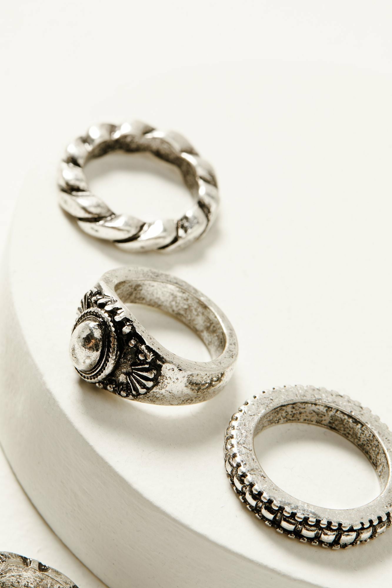 Idyllwind Women | Irondale Ring Set