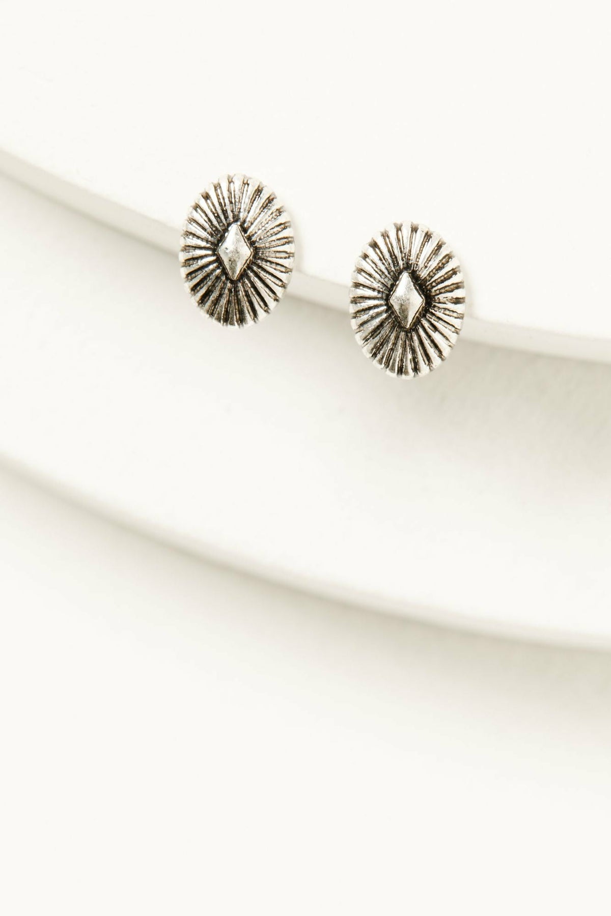 Idyllwind Women | Dorella Earring Set