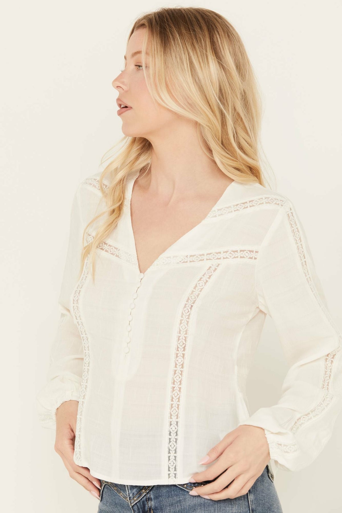 Idyllwind Women | Charlotte Long Sleeve Lace Inset Top