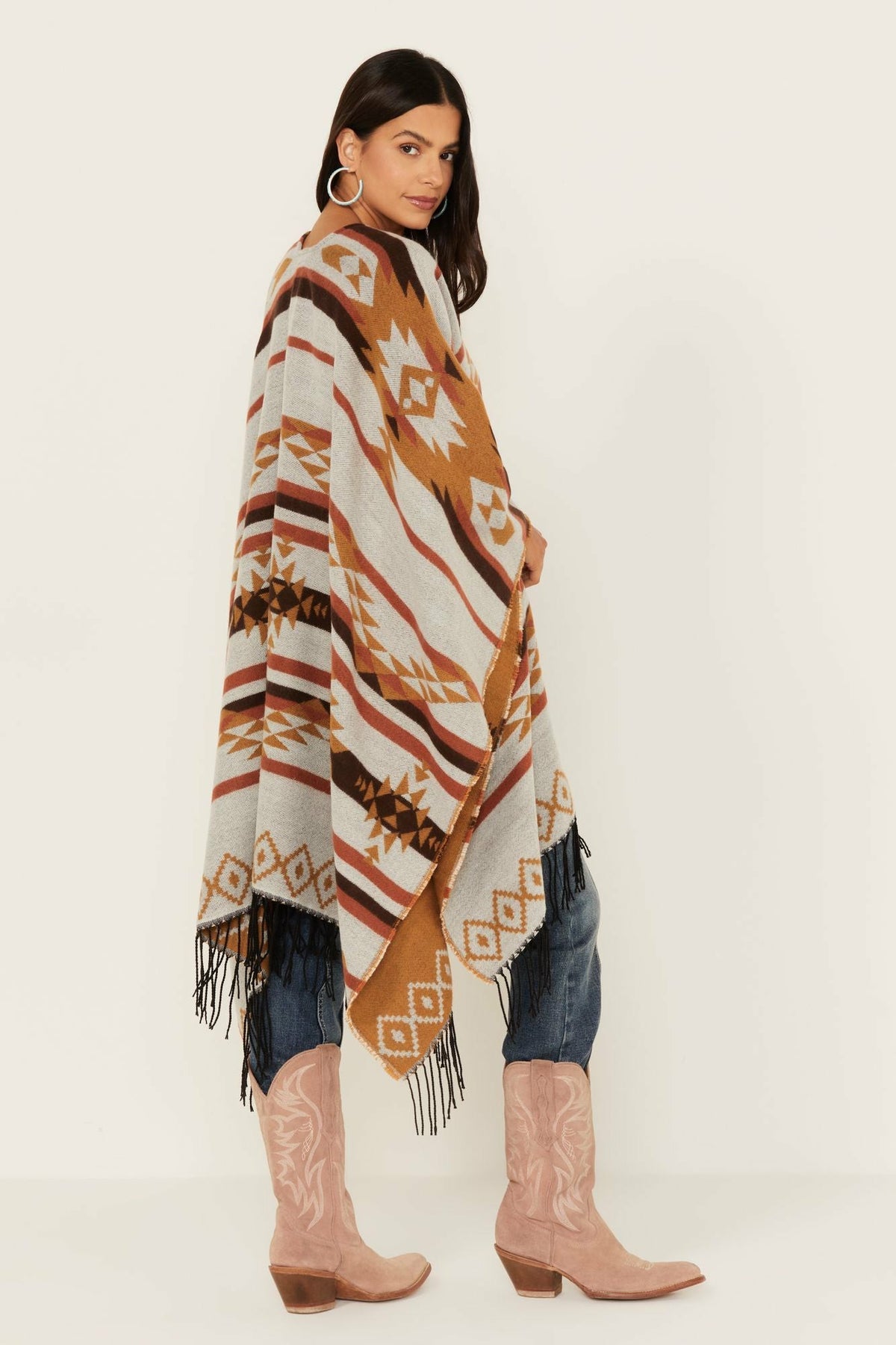 Idyllwind Women | Julia Shawl