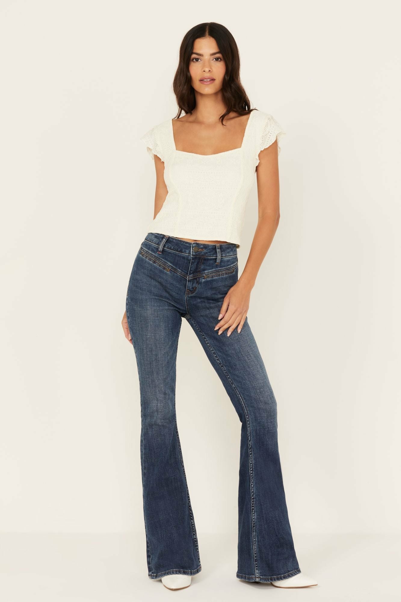 Idyllwind Women | Carvell Medium Wash Gypsy High Rise Stretch Flare Jeans