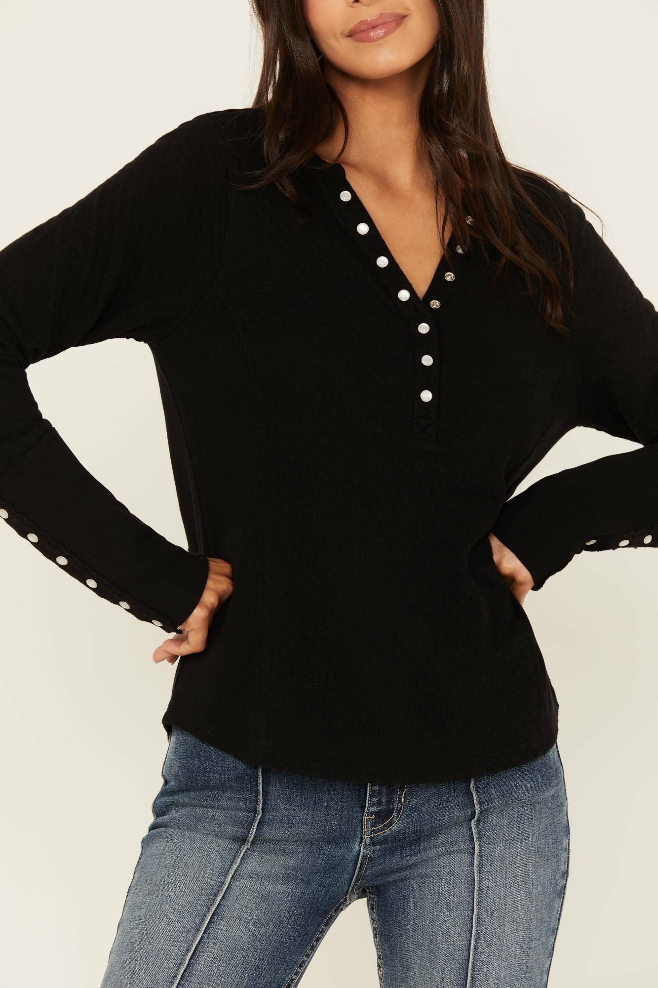 Idyllwind Women | Pearl Knit Henley Shirt