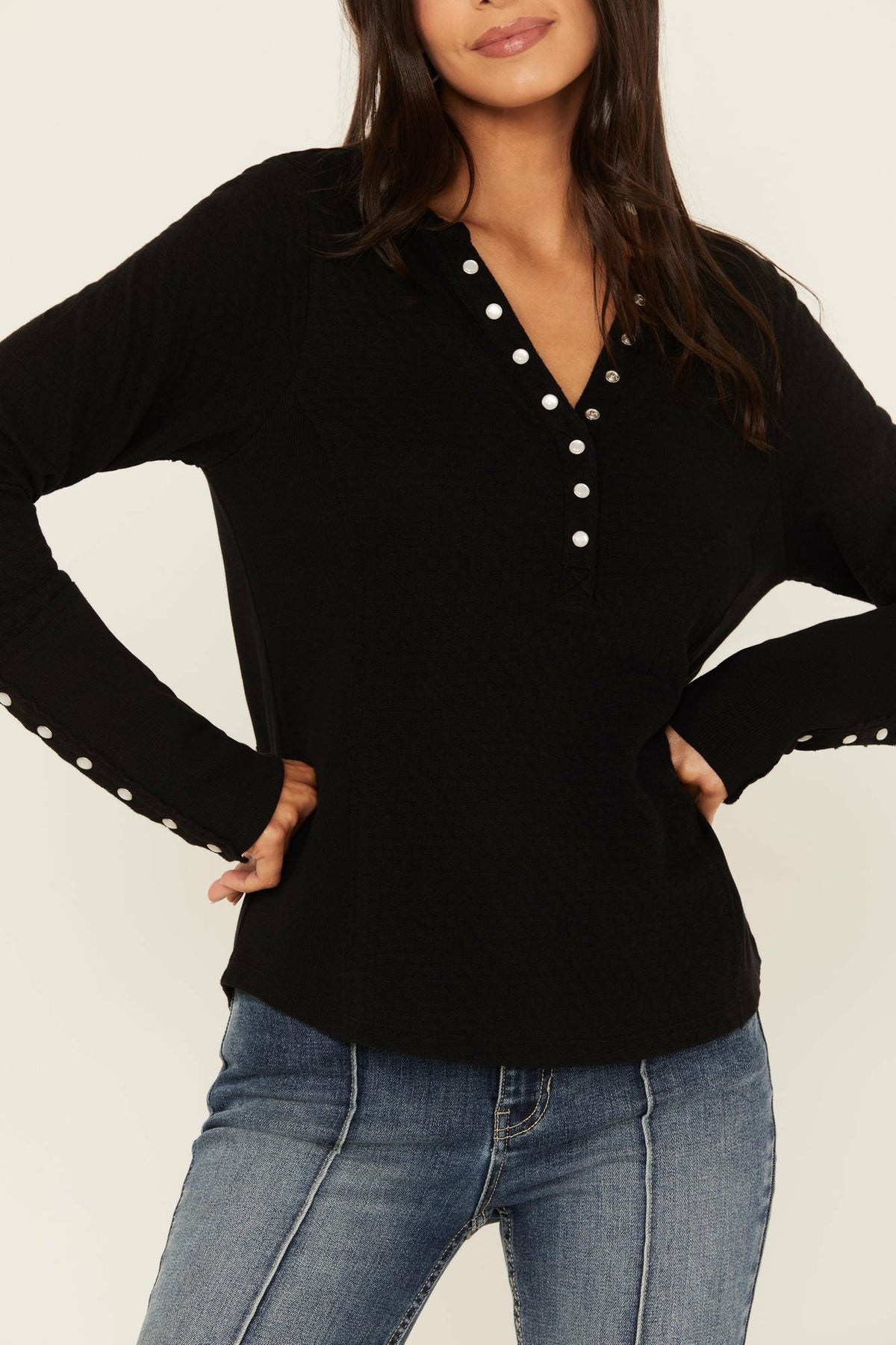 Idyllwind Women | Pearl Knit Henley Shirt
