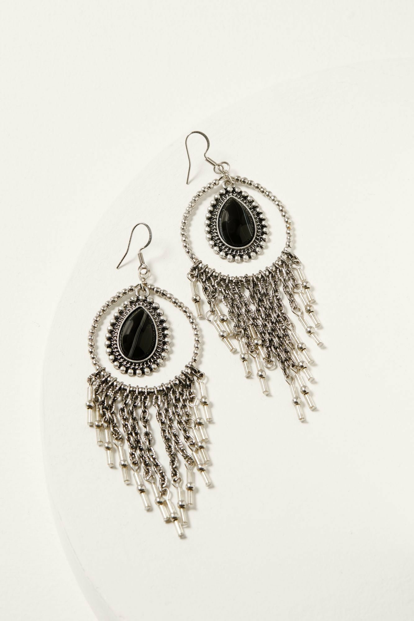 Idyllwind Women | Luna Black Earrings