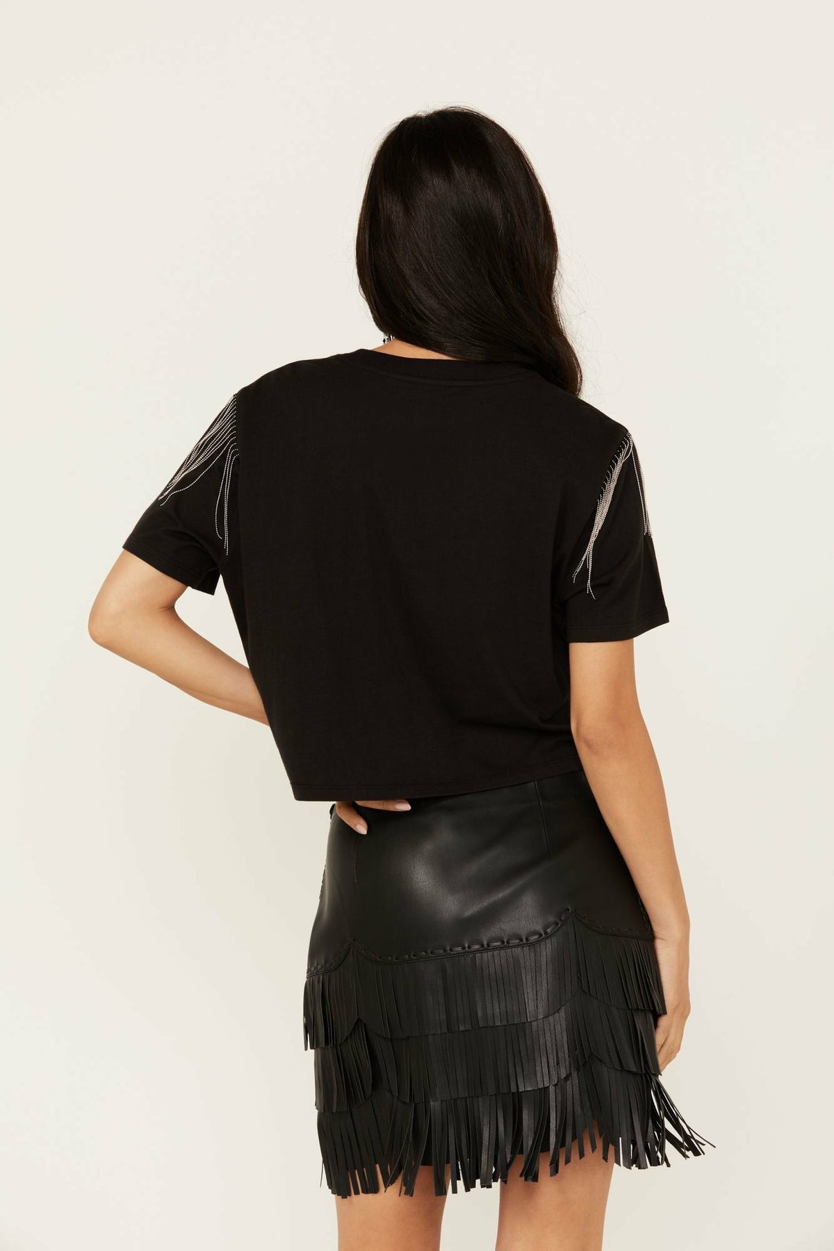Idyllwind Women | Robin Rock & Roll Embellished Graphic Tee