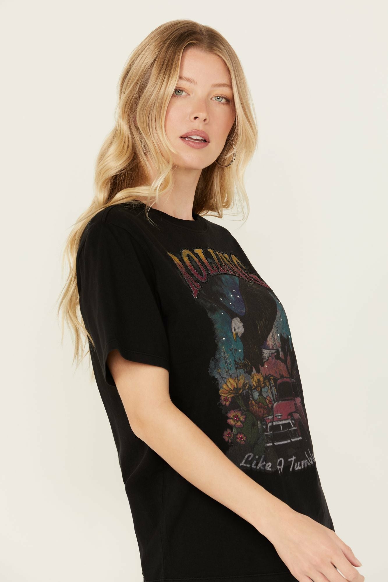 Idyllwind Women | Rolling Rhinestone Short Sleeve Graphic Tee