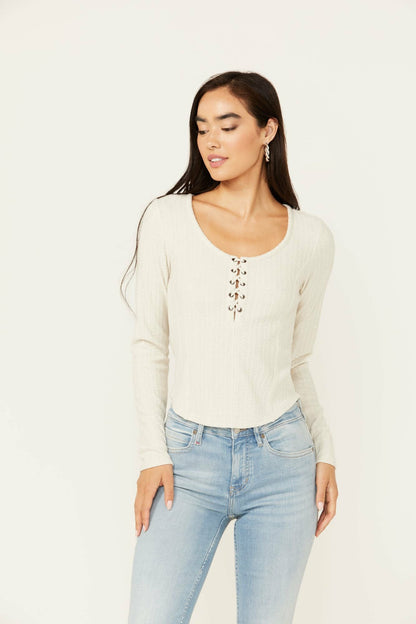 Idyllwind Women | Hummingbird Tie Front Long Sleeve Top