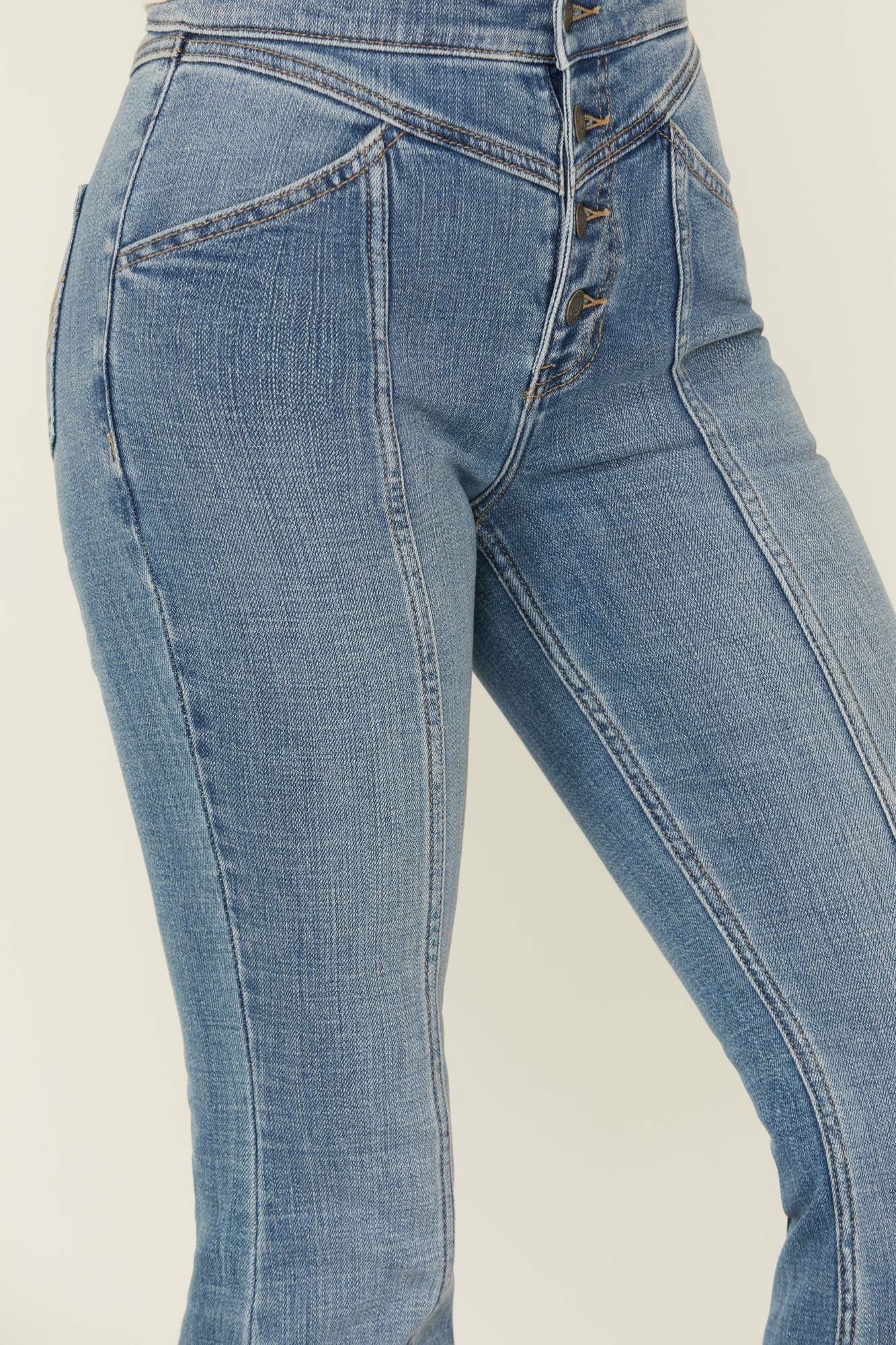 Idyllwind Women | Medium Wash Outlaw High Rise Super Flare Stretch Denim Jeans
